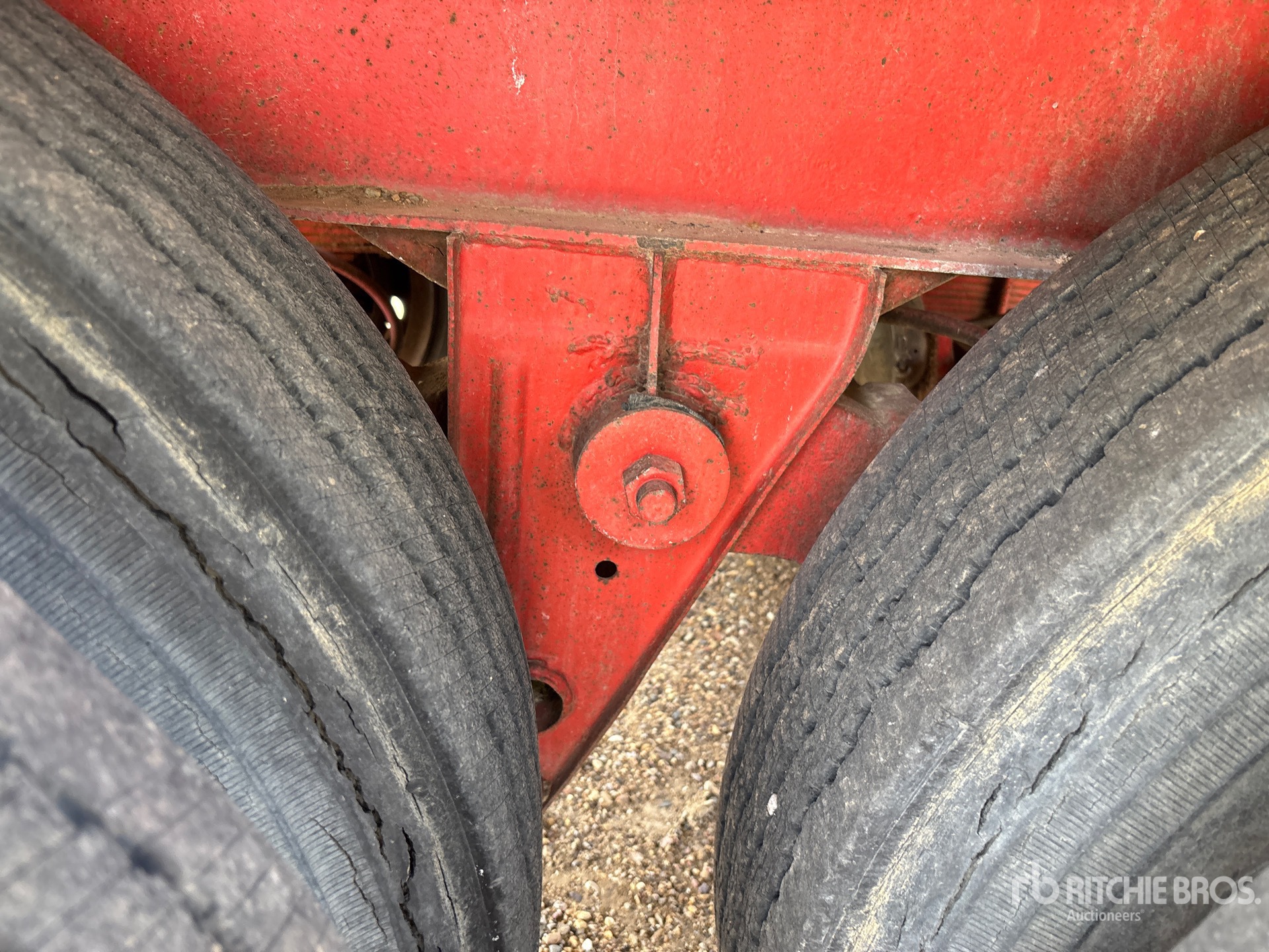 1970 Fruehauf 40 ft T/A Sprayer Nurse