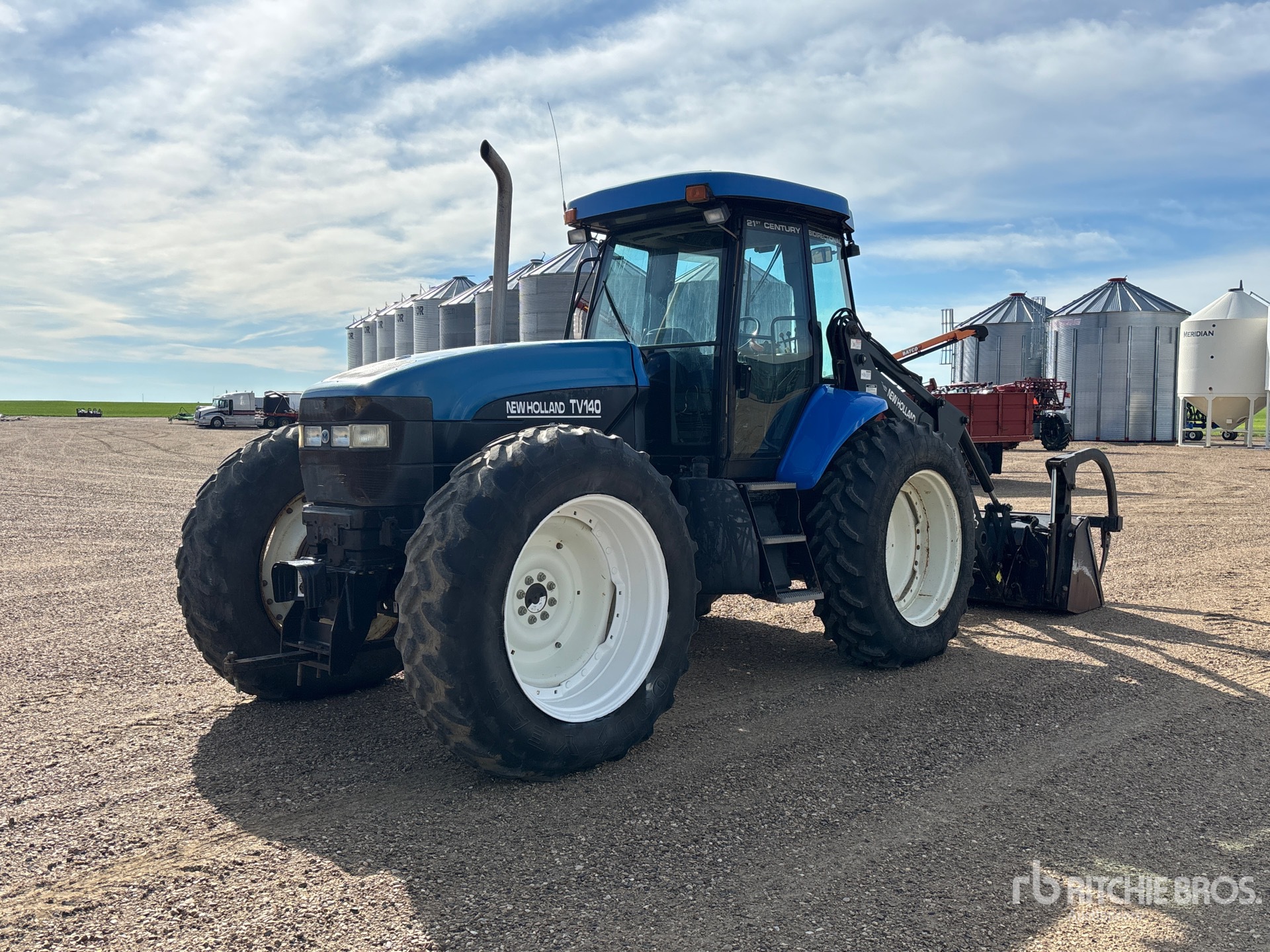 2002 New Holland TV140