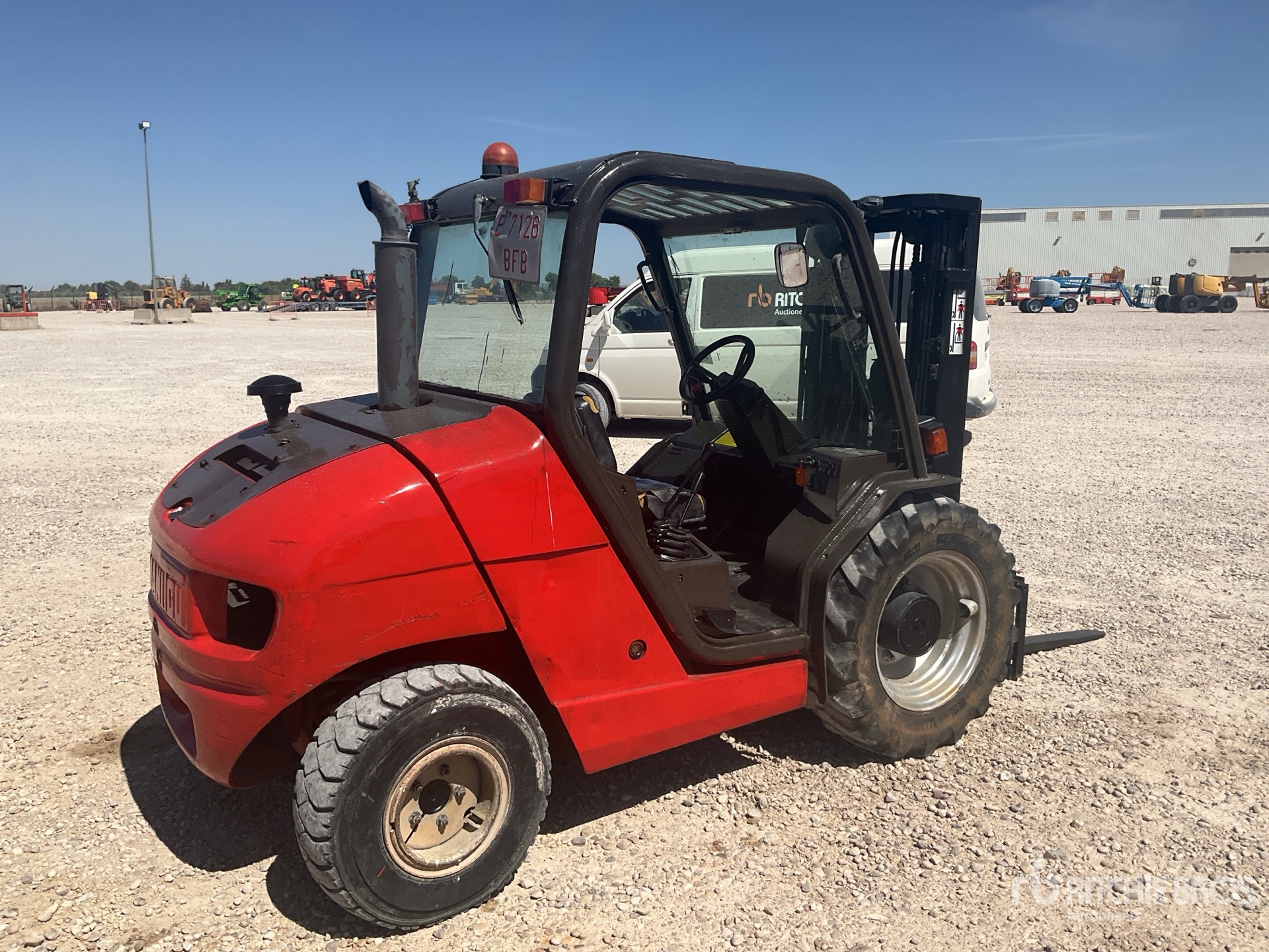 General Appearance with Picture, Right Rear Corner