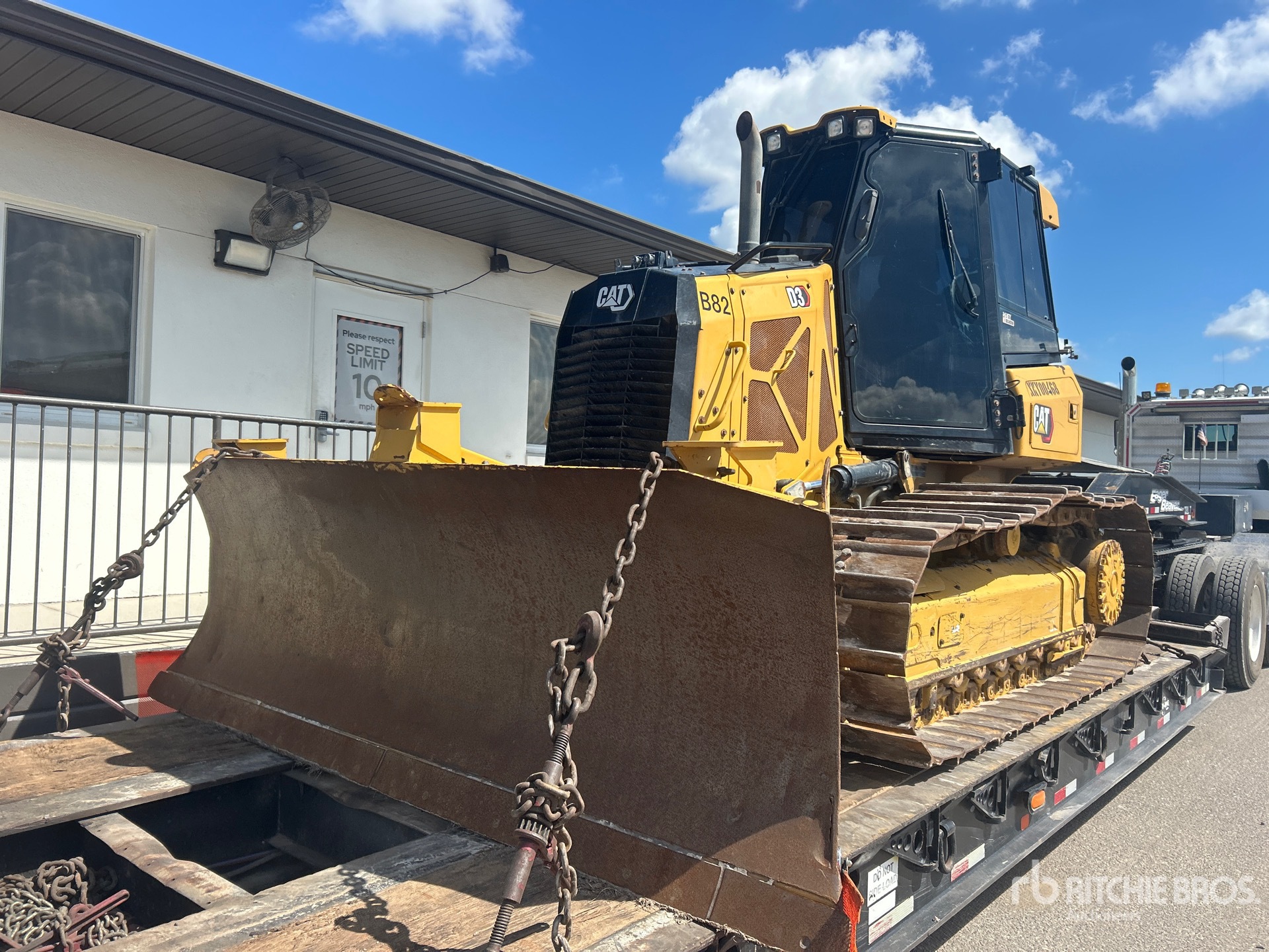 Photo of a 2021 Caterpillar D3 LGP