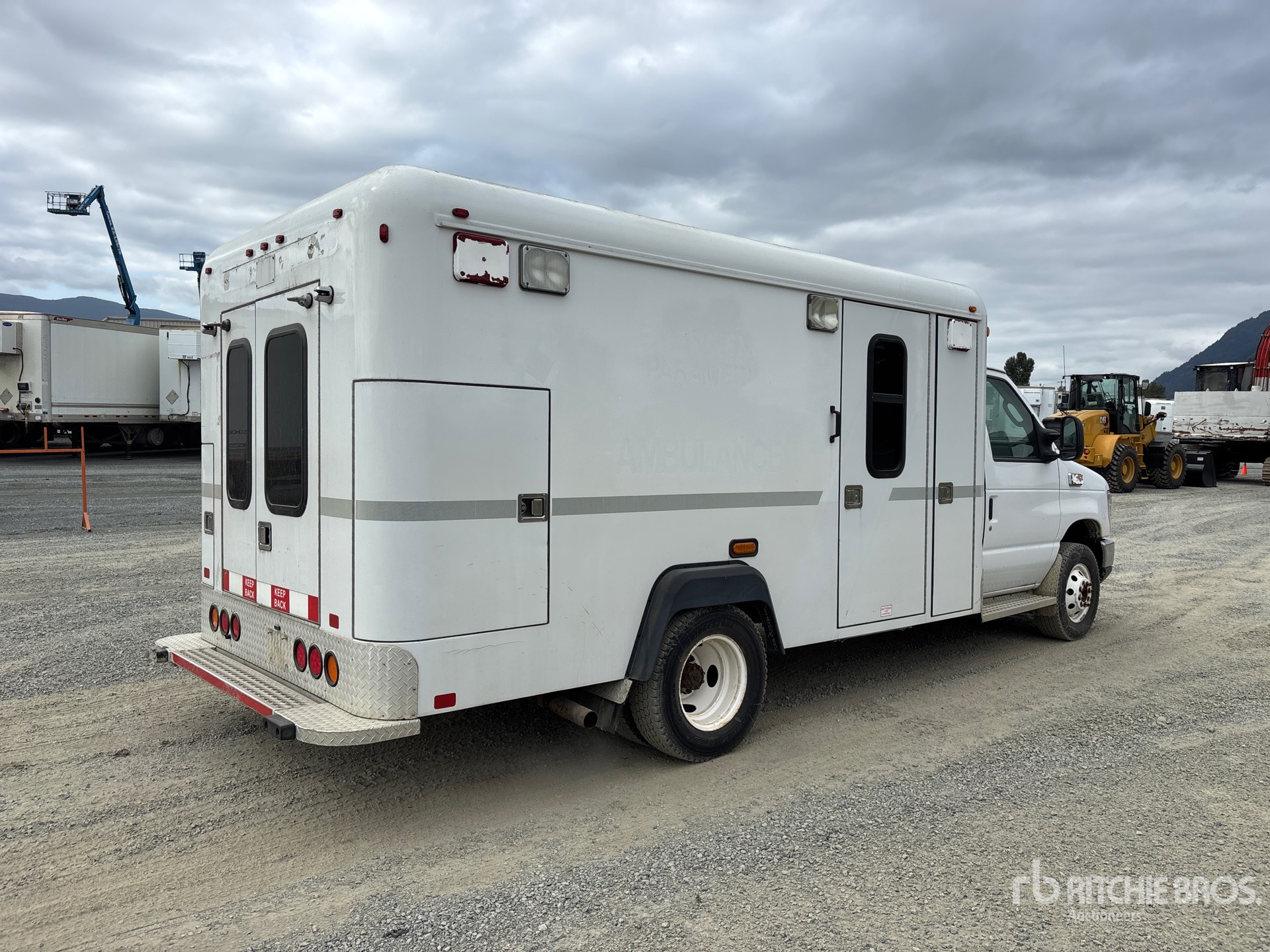 General Appearance with Picture, Right Rear Corner