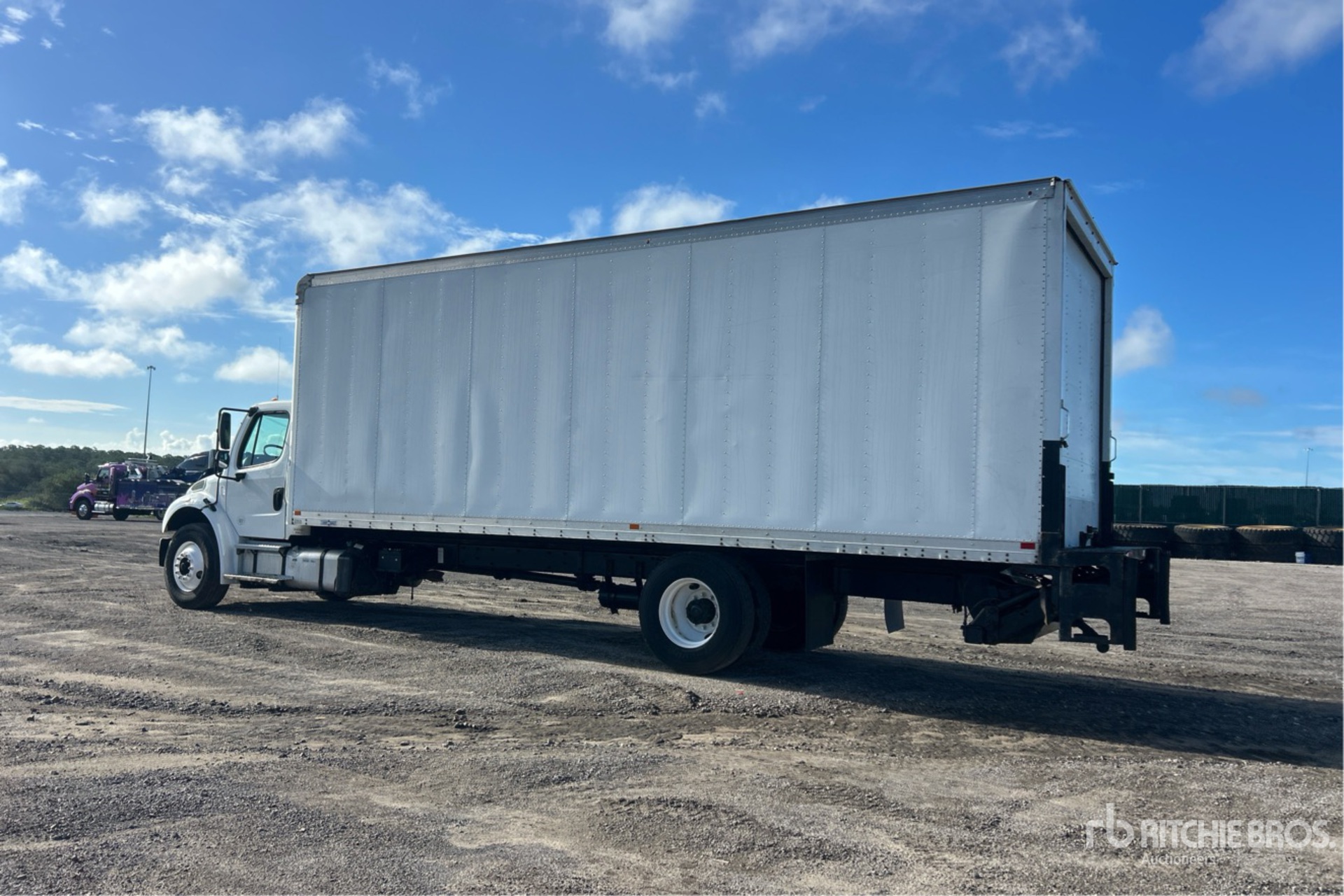 2018 Freightliner M2 106