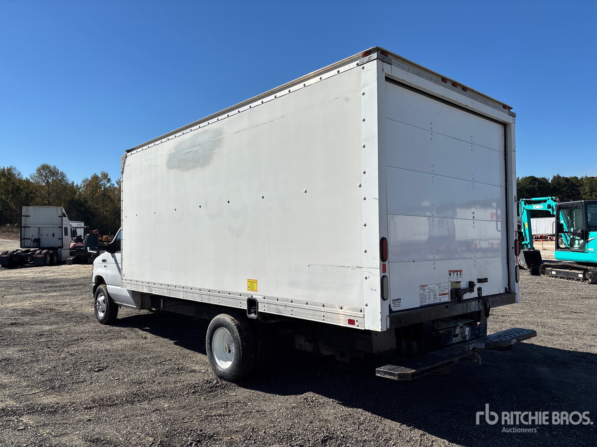 2014 Ford E-350