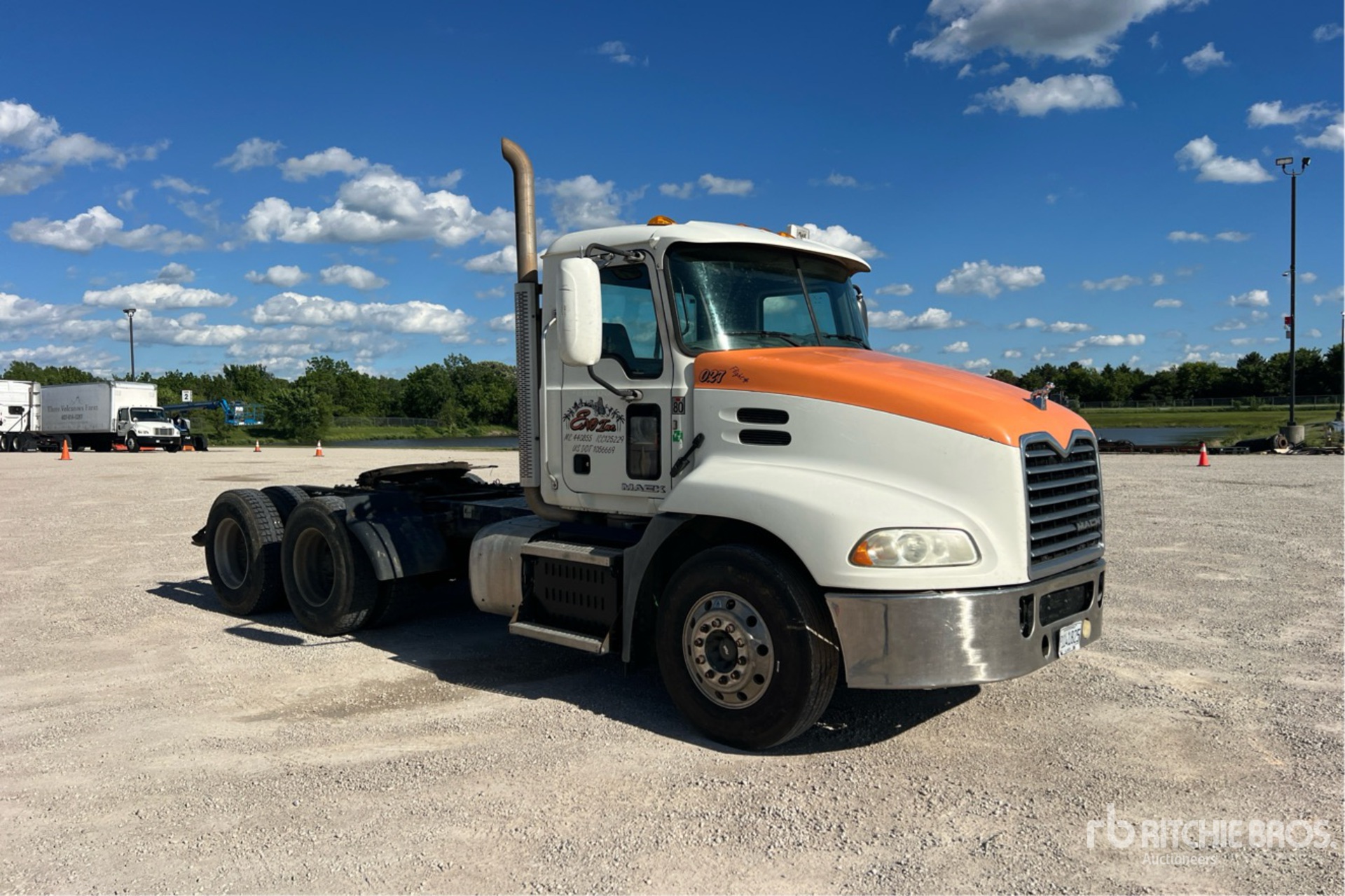 2016 Mack CXU613