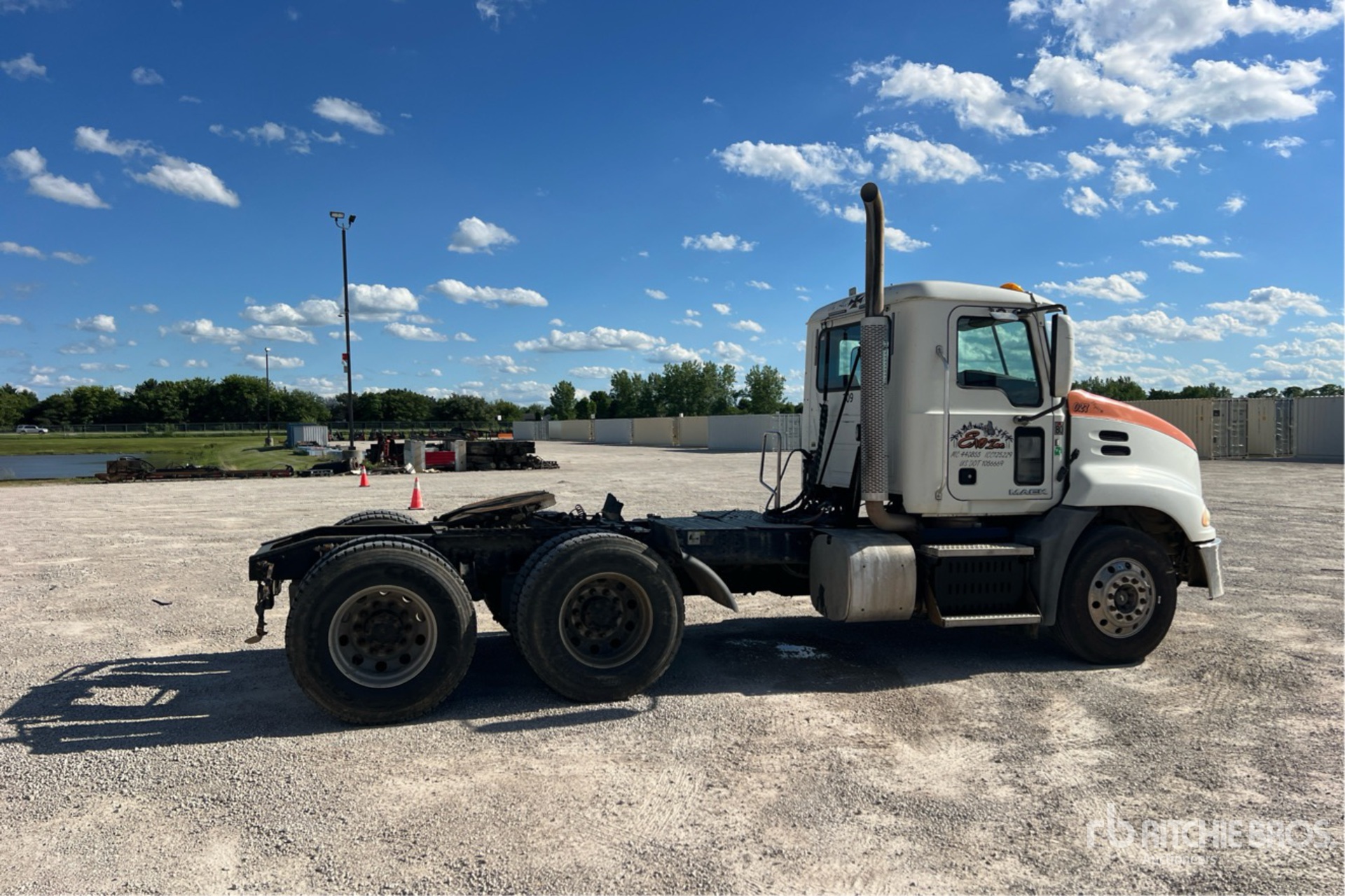 2016 Mack CXU613