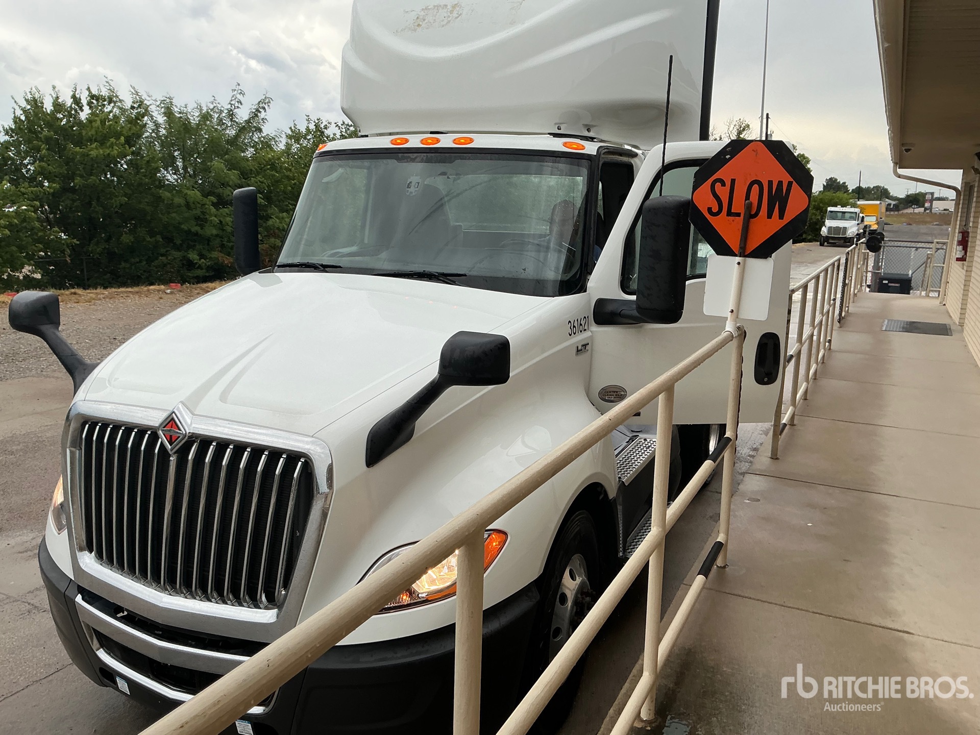 2021 International LT625