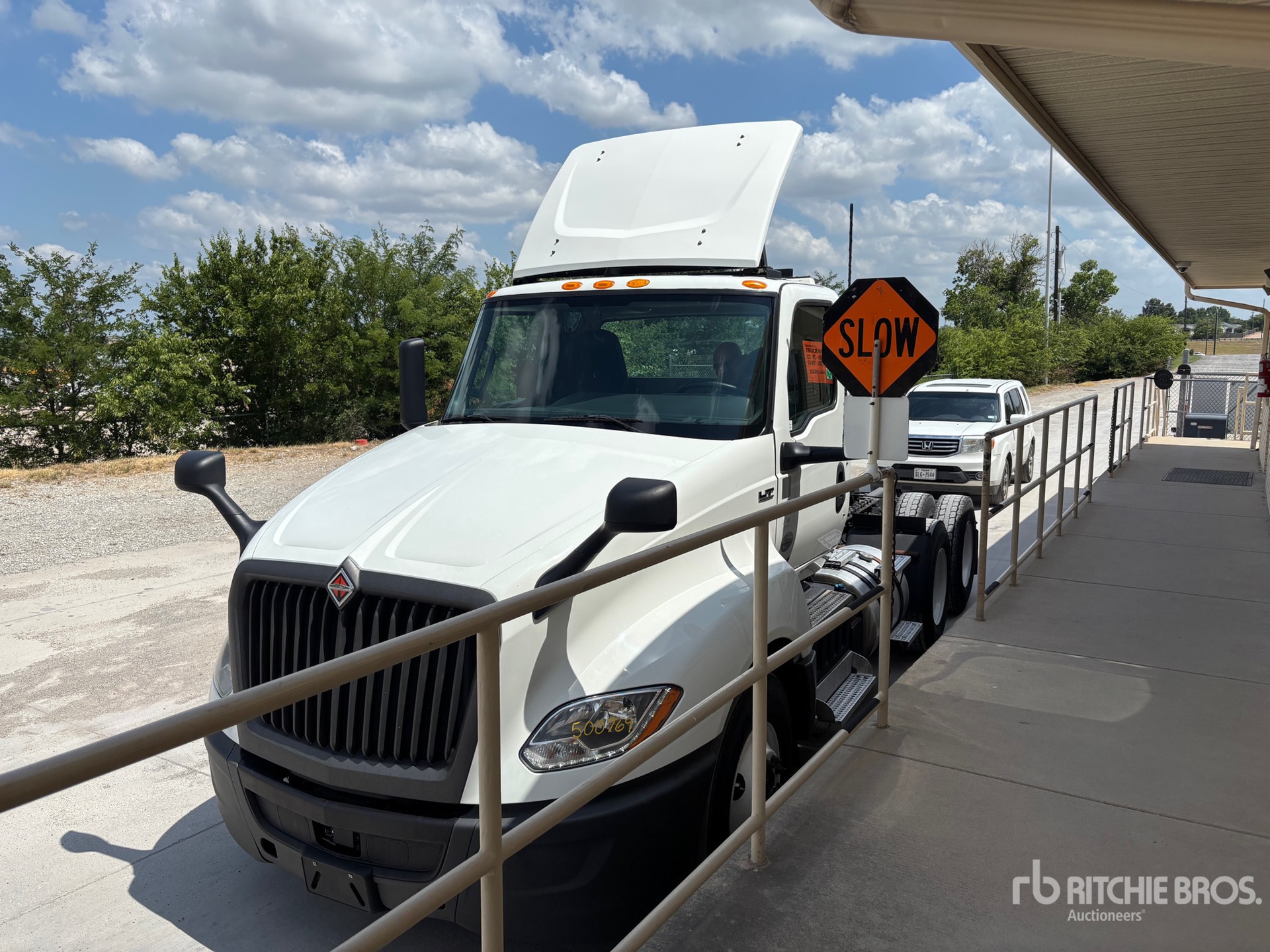 2021 International LT625