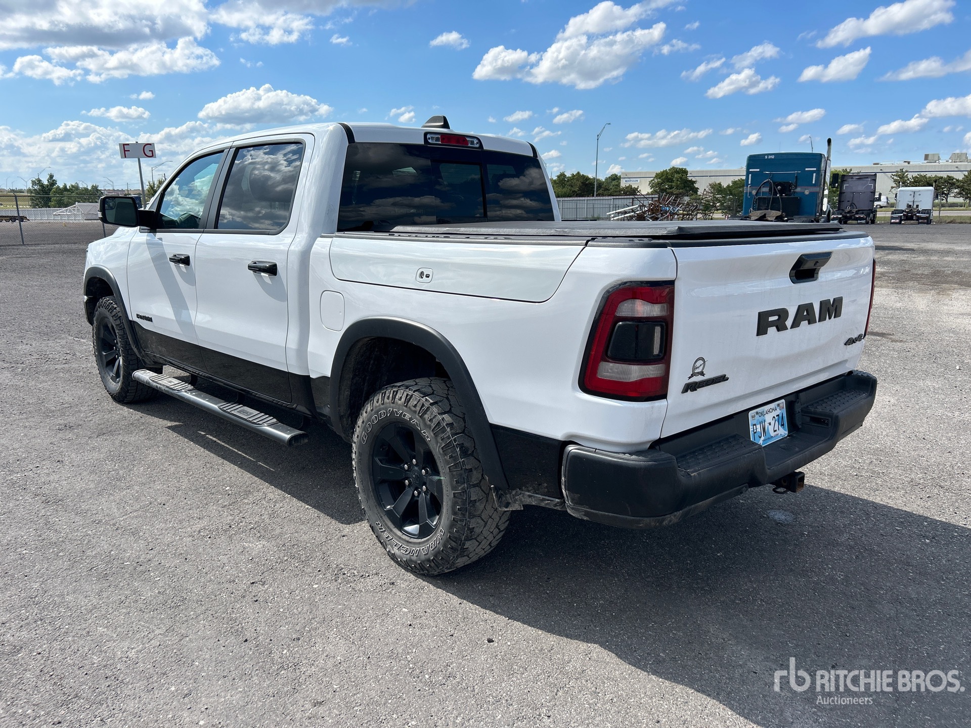 General Appearance with Picture, Left Rear Corner