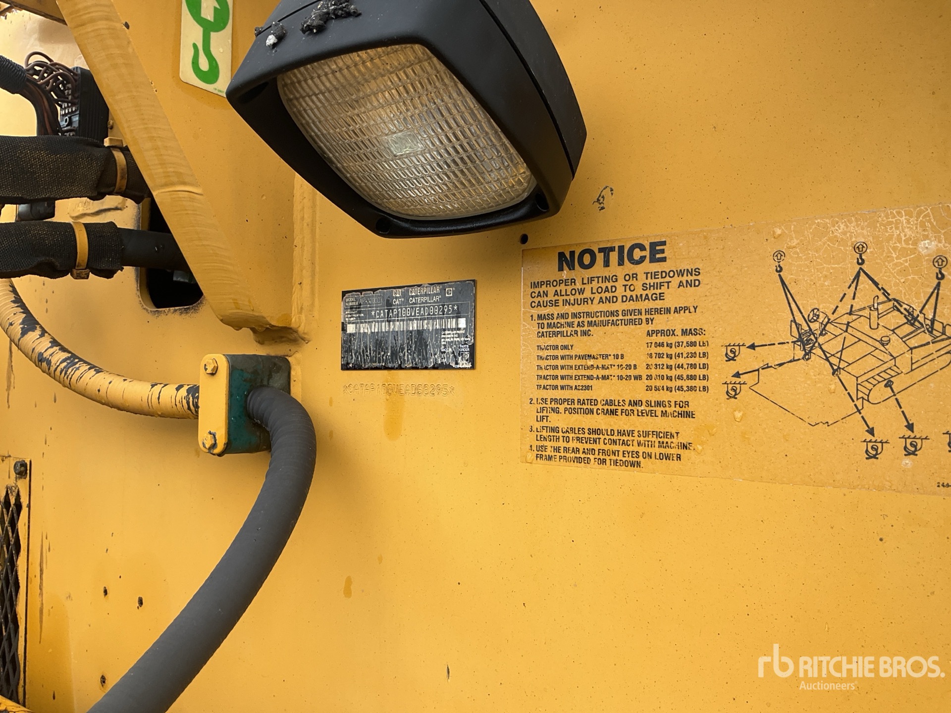 Photo of a 2009 Caterpillar AP-1000D