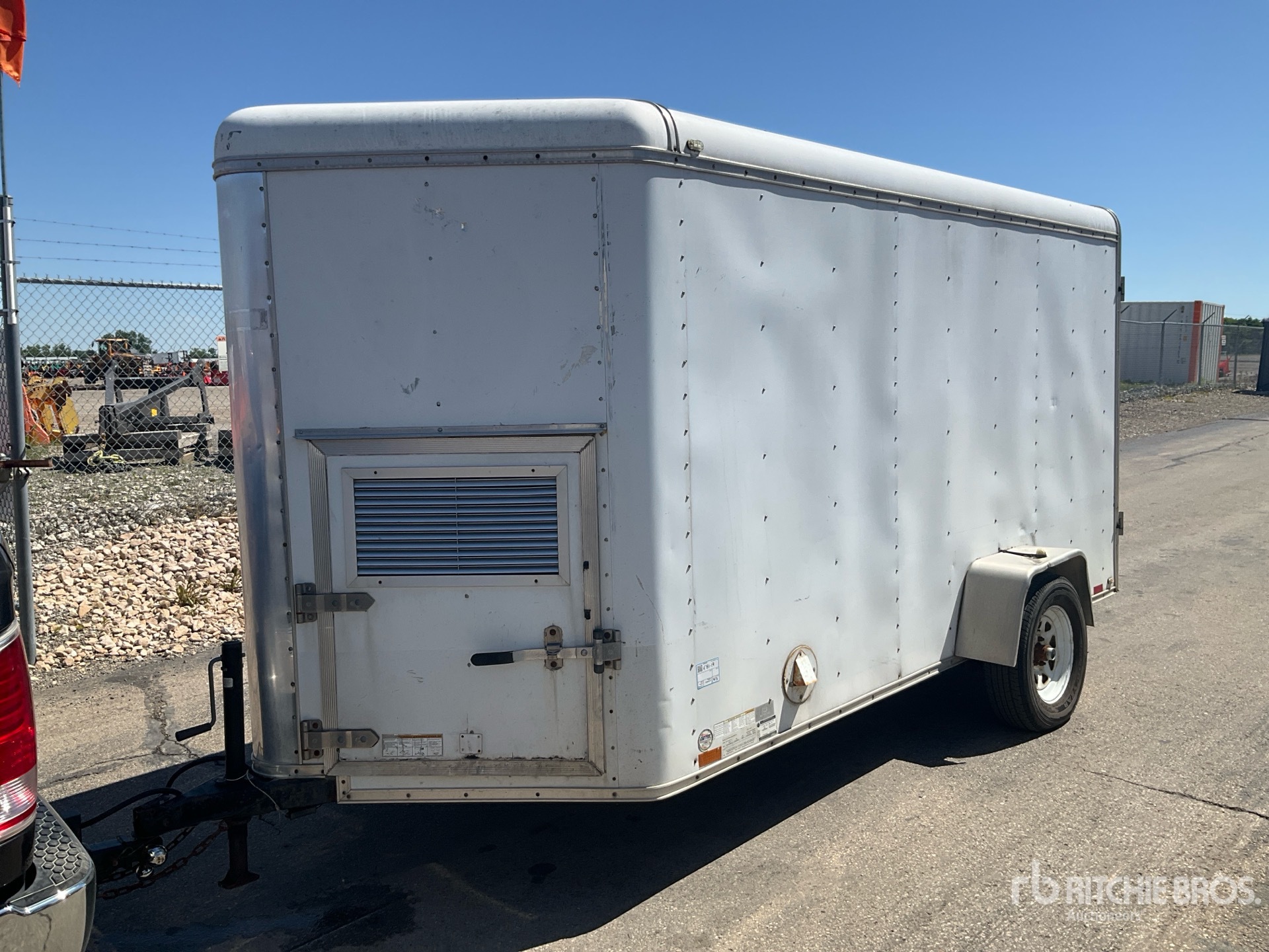 2010 Express 12 ft S/A