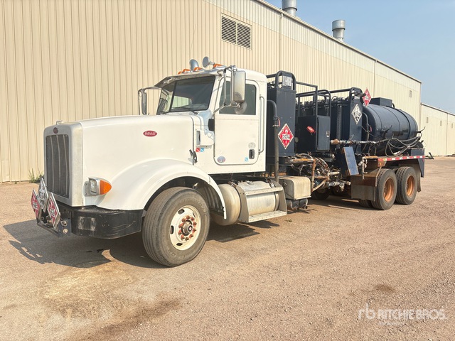2015 Peterbilt 367 6x4 Hot Oil Truck