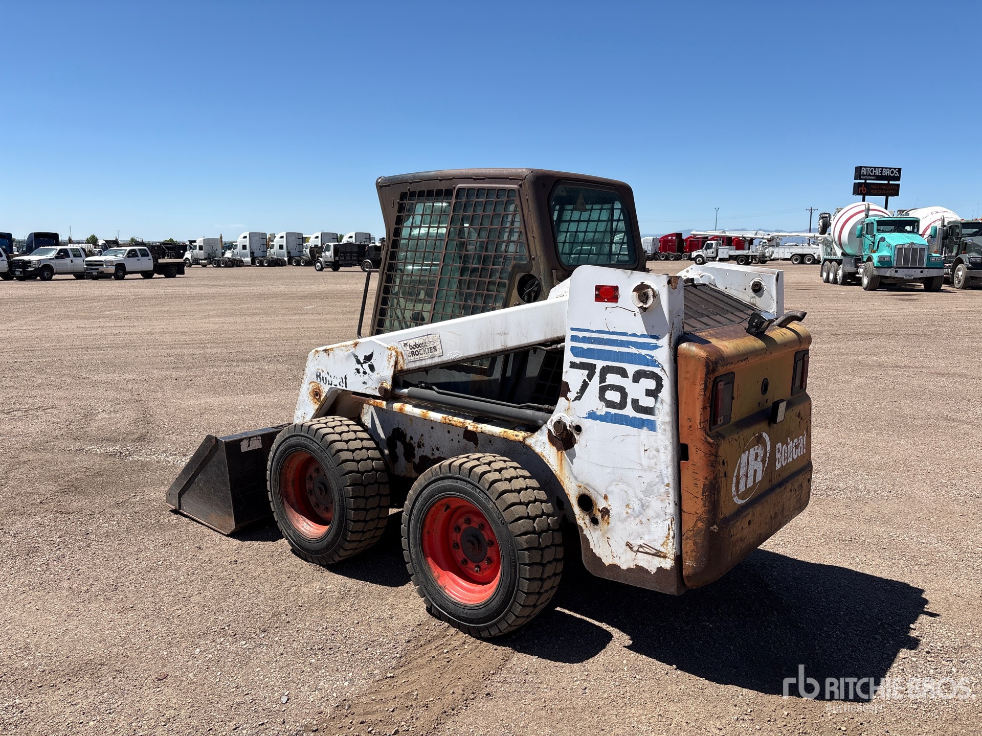 General Appearance with Picture, Left Rear Corner