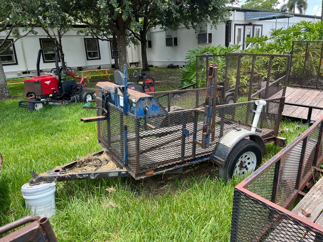 2014 7 ft S/A Landscape Trailer