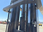 Hydraulics with Mast Lift Cylinders