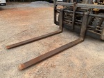 Chassis Lift with Forks
