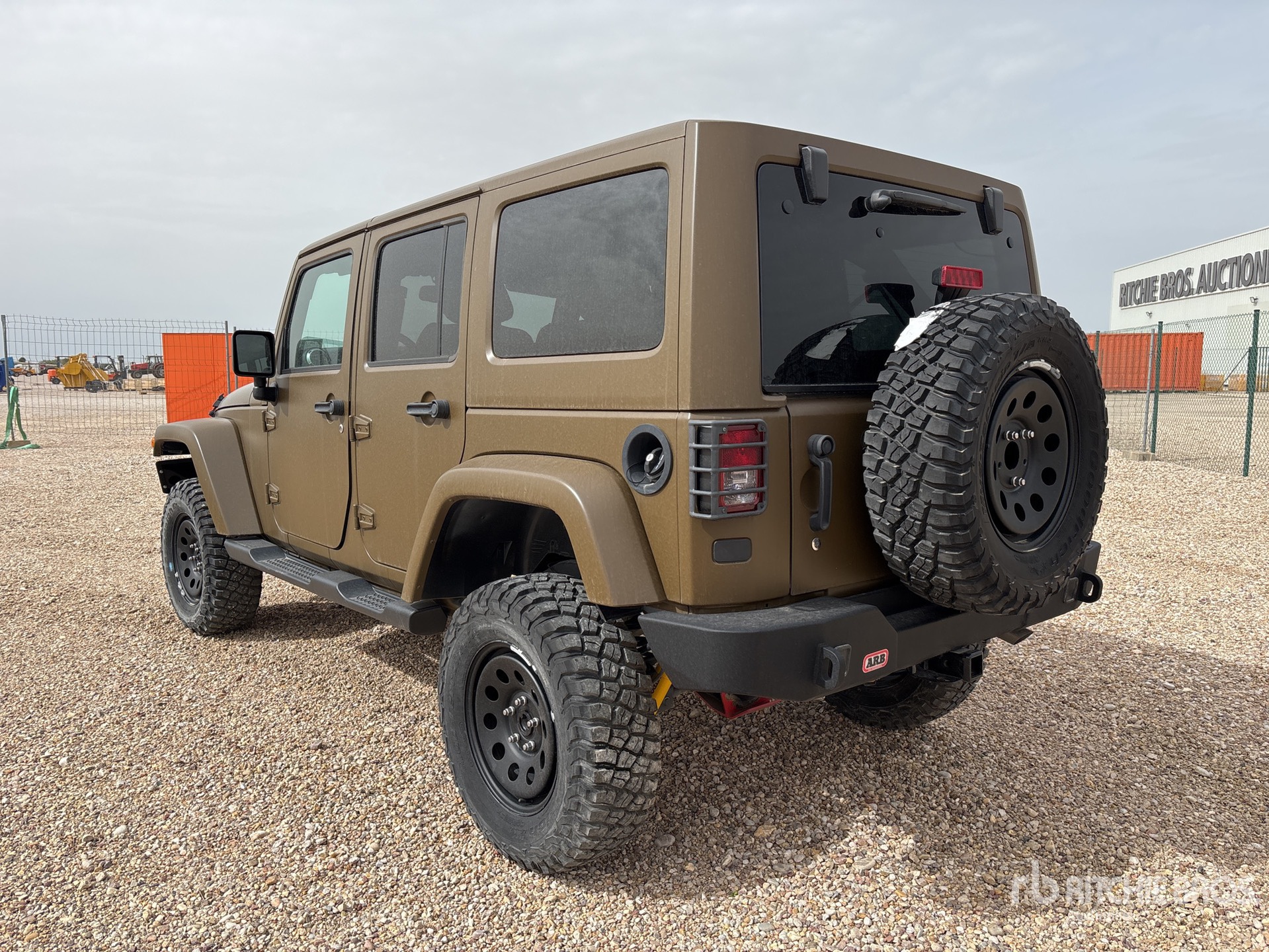 General Appearance with Picture, Right Front Corner