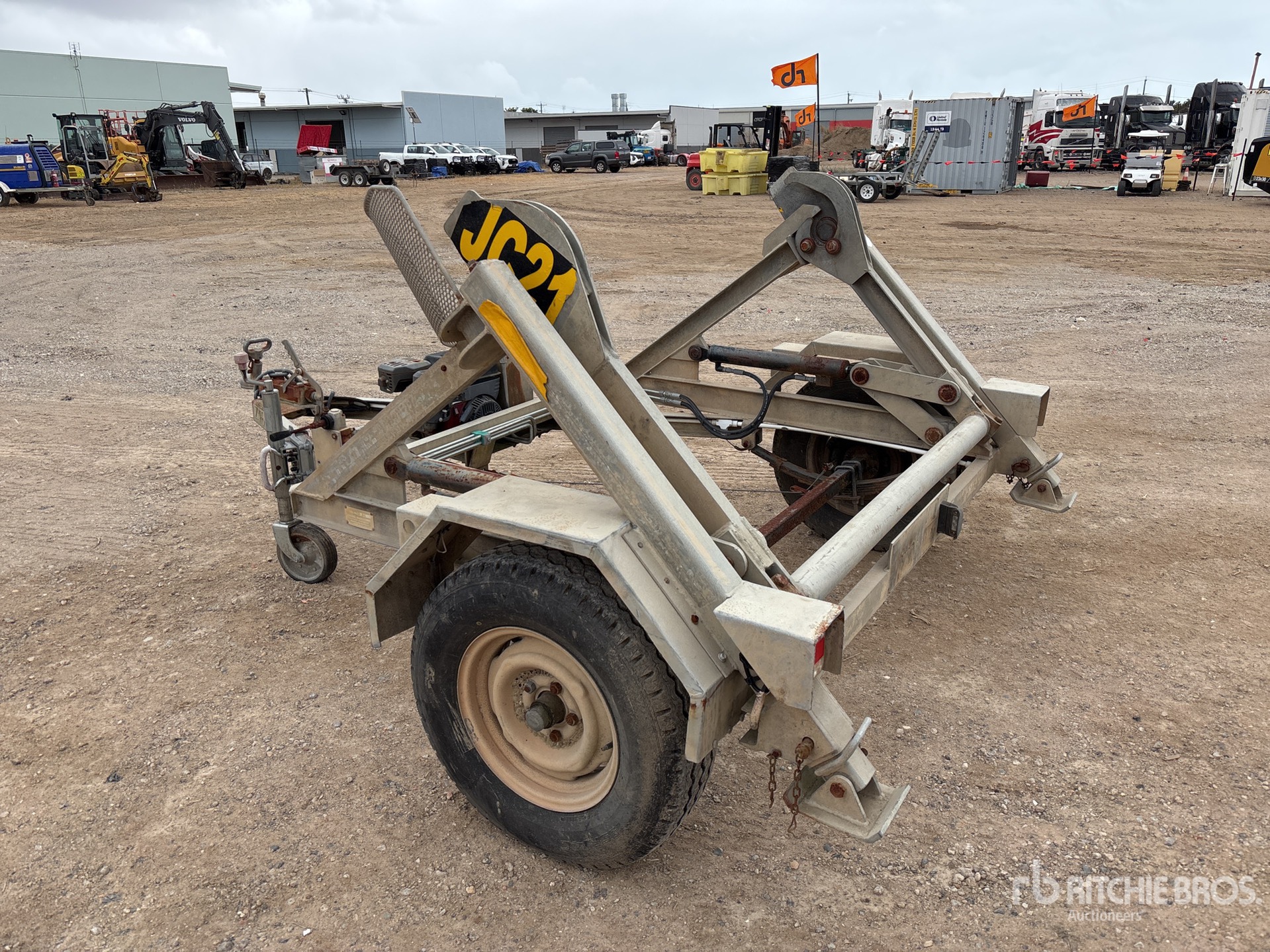 General Appearance with Picture, Right Rear Corner