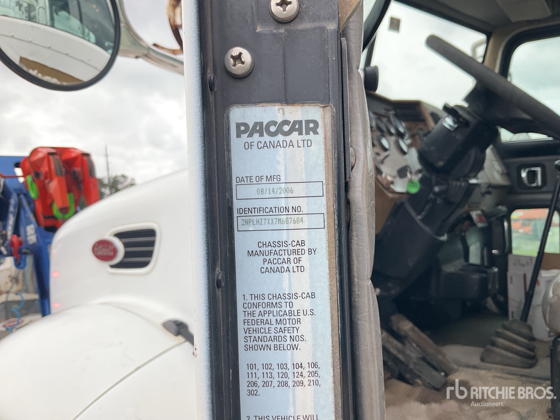 2007 Peterbilt 335