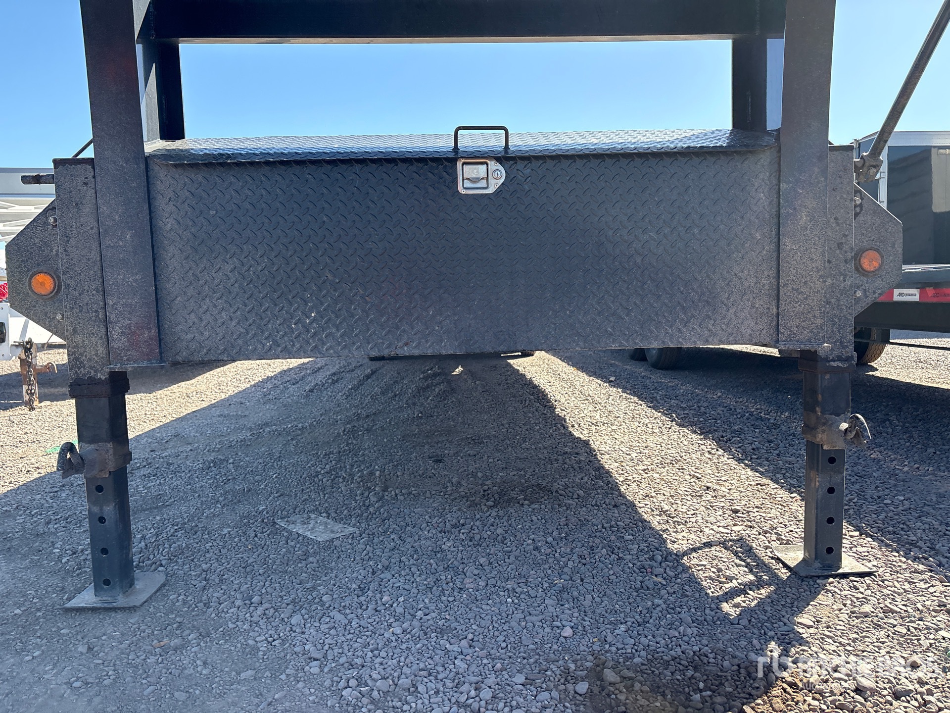 2025 Pj Trailers LX402