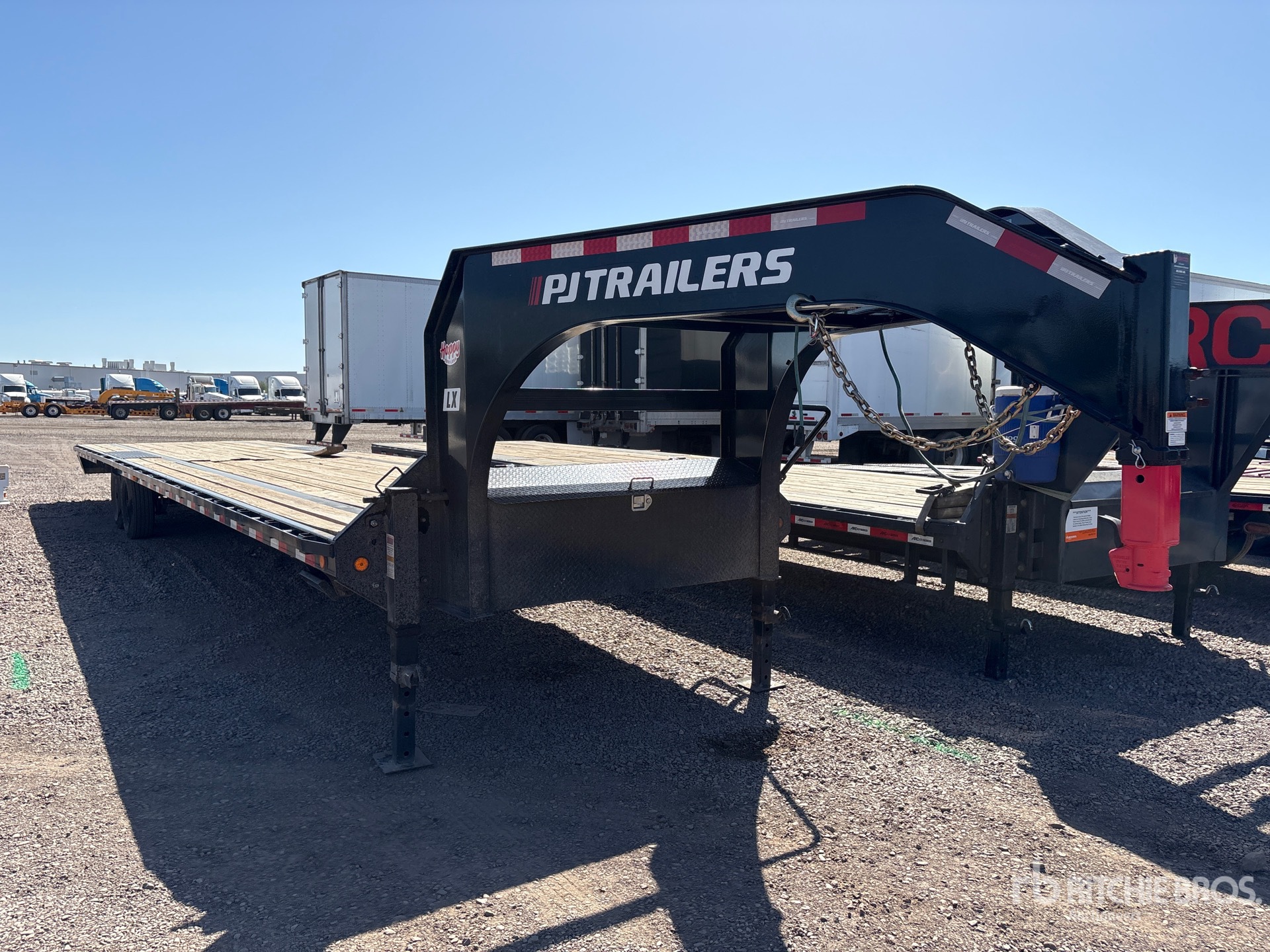 2025 Pj Trailers LX402