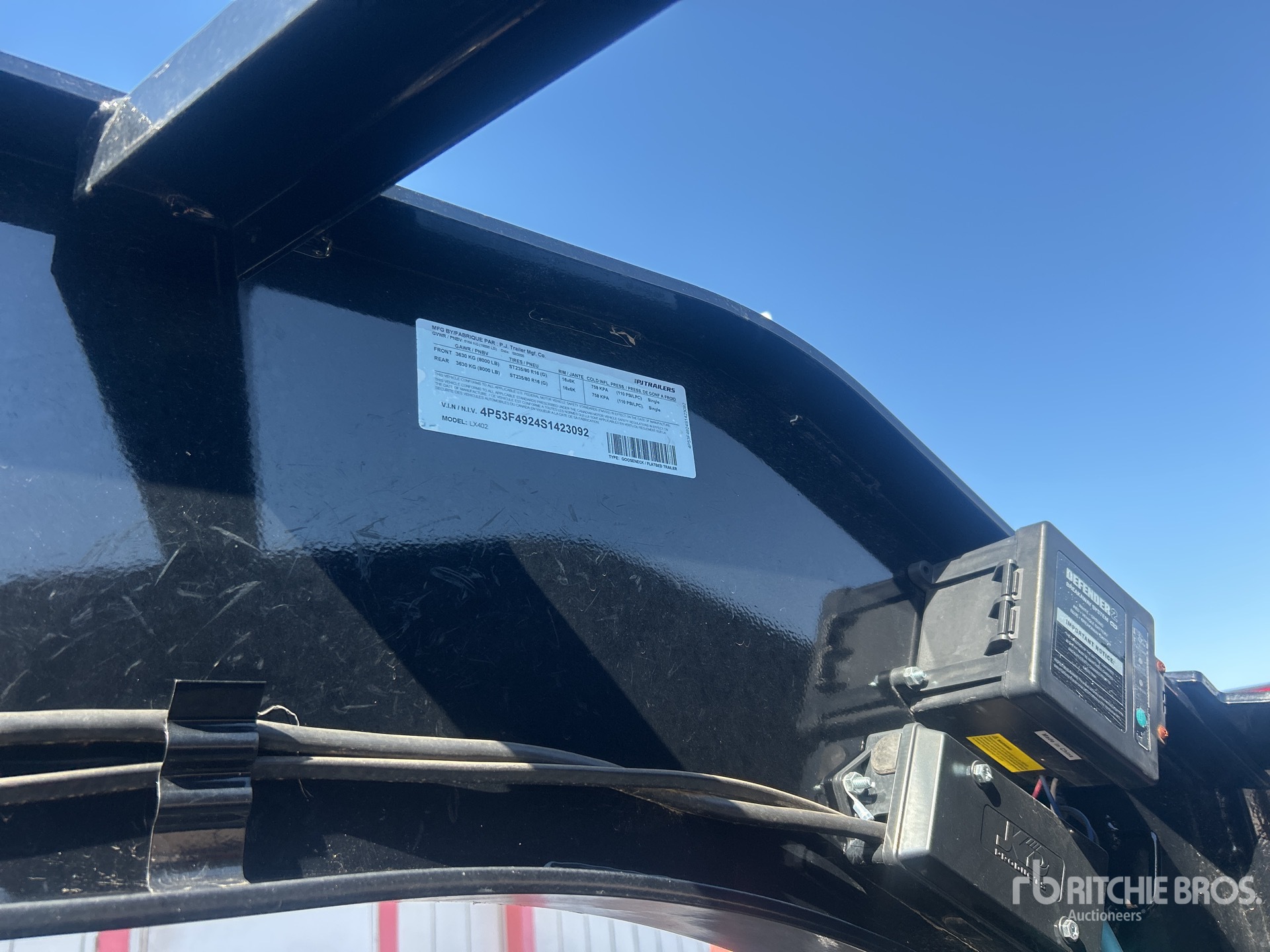 2025 Pj Trailers LX402
