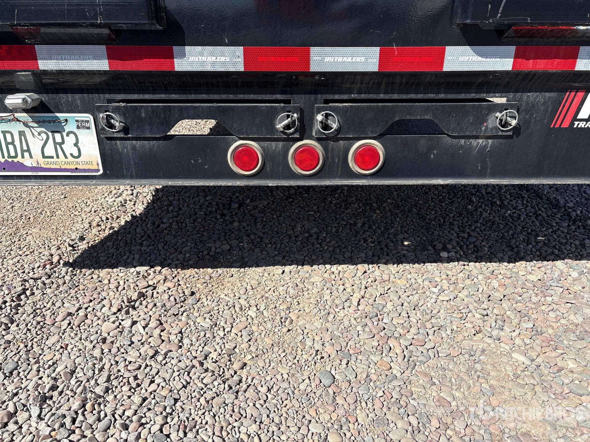 2025 Pj Trailers LX402