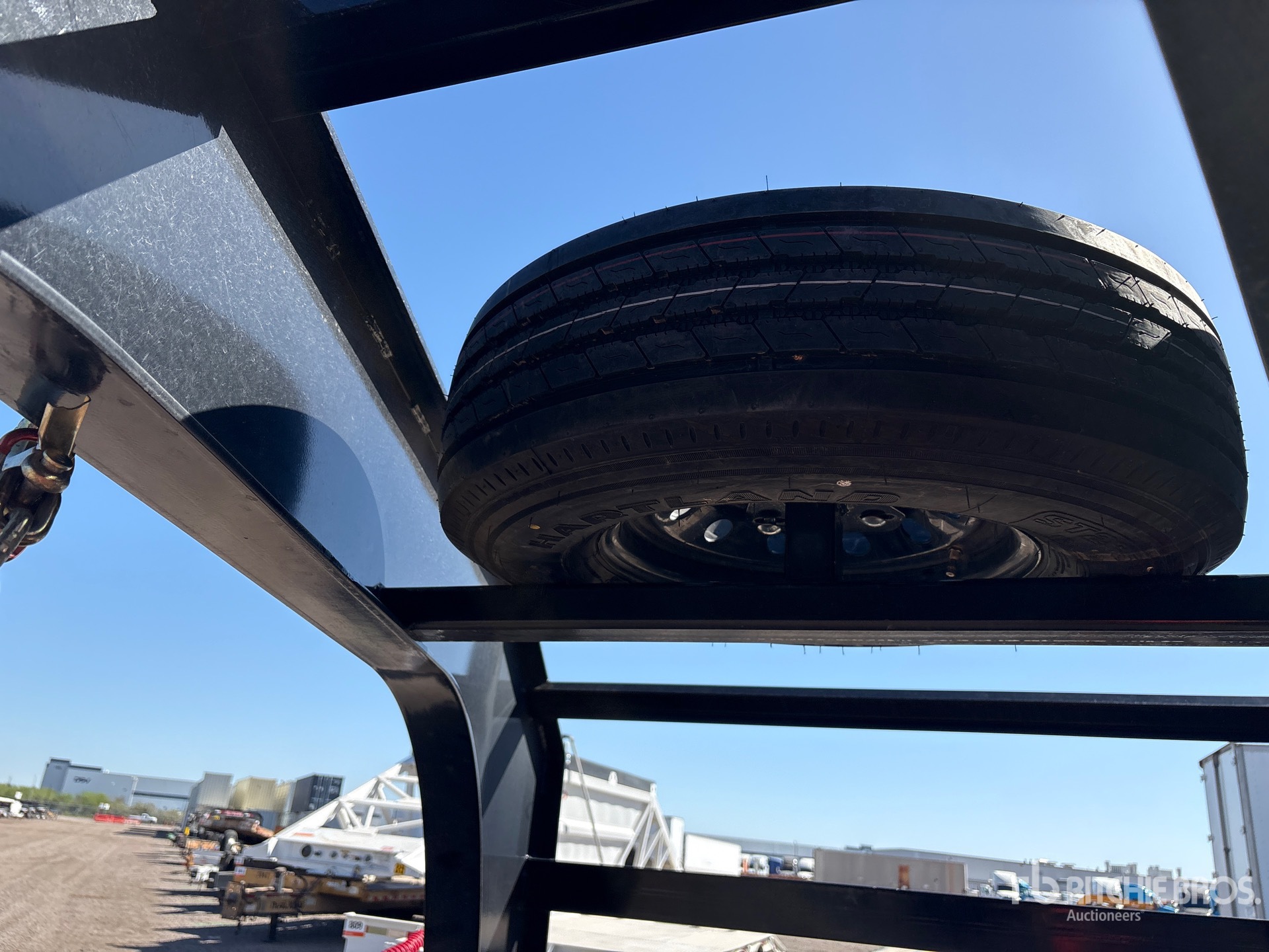 2025 Pj Trailers LX402