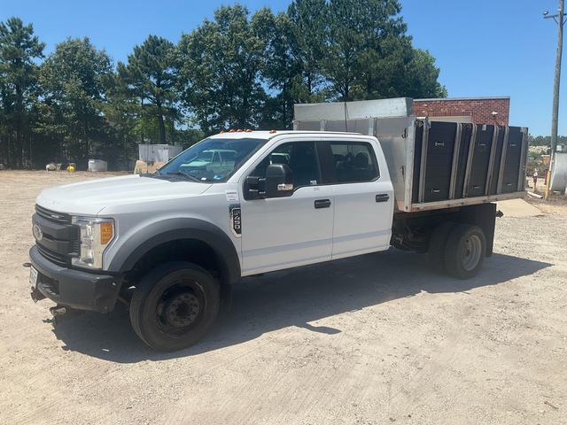 2017 Ford F-450 XL 4x2 Crew Cab Flatbed Dump Truck