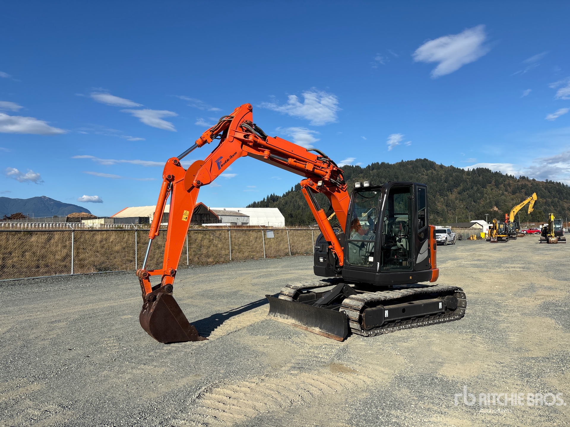 2014 Hitachi ZX75UR-5B