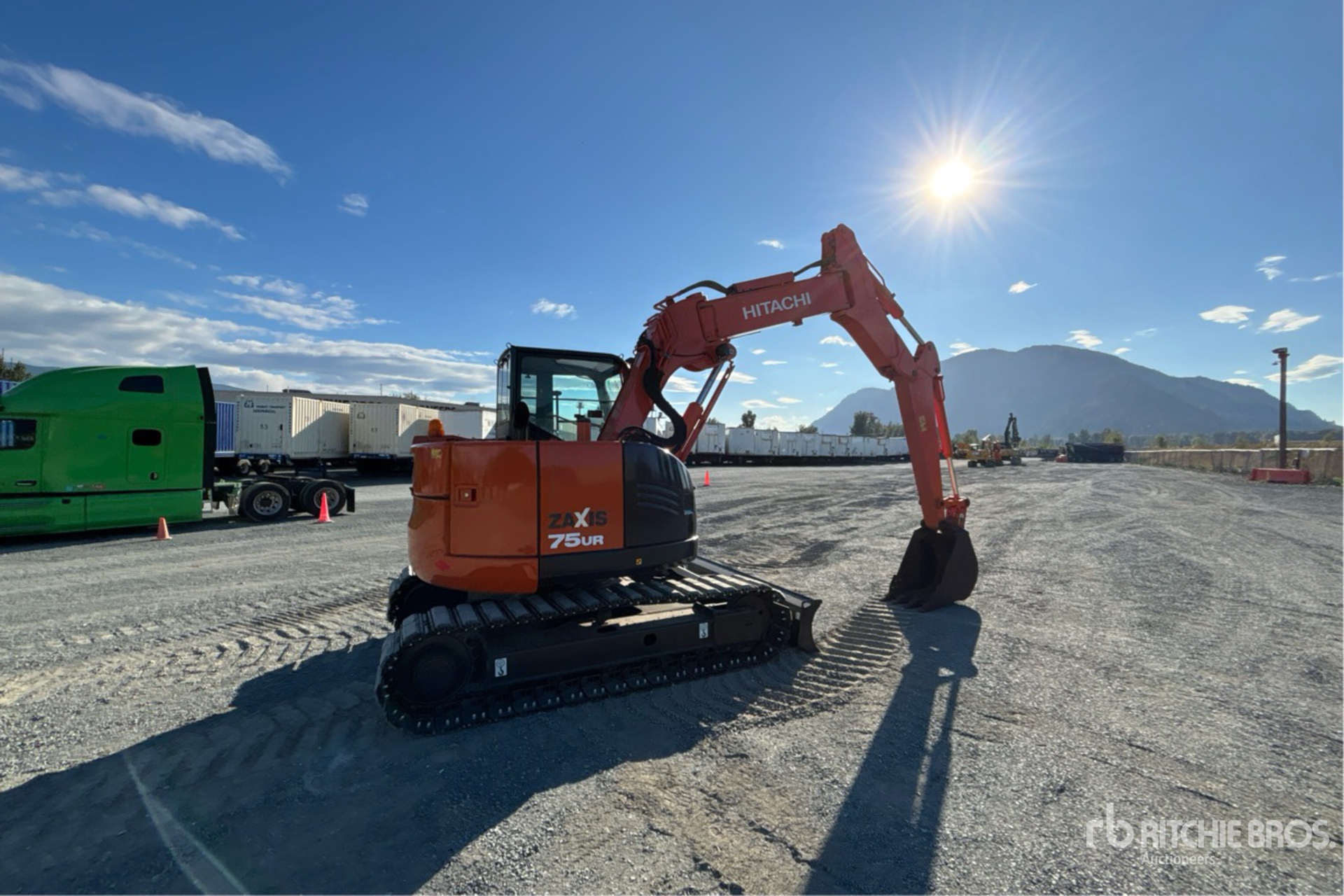 2014 Hitachi ZX75UR-5B