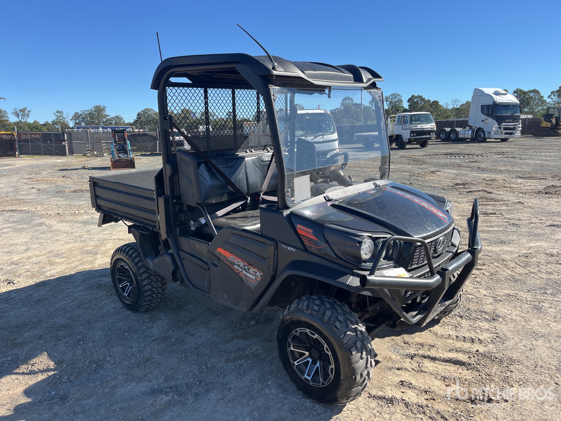 General Appearance with Picture, Right Front Corner