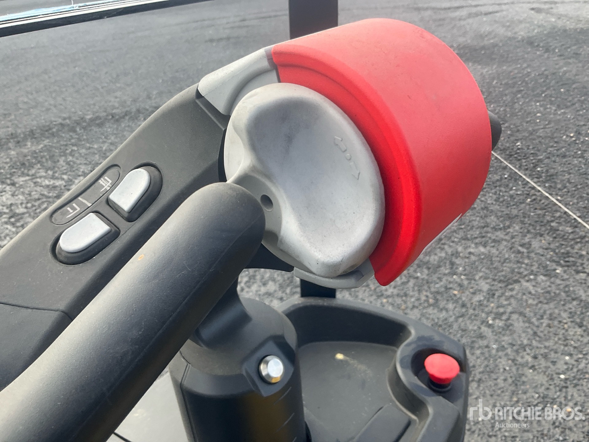 2023 Hyster L02.0P