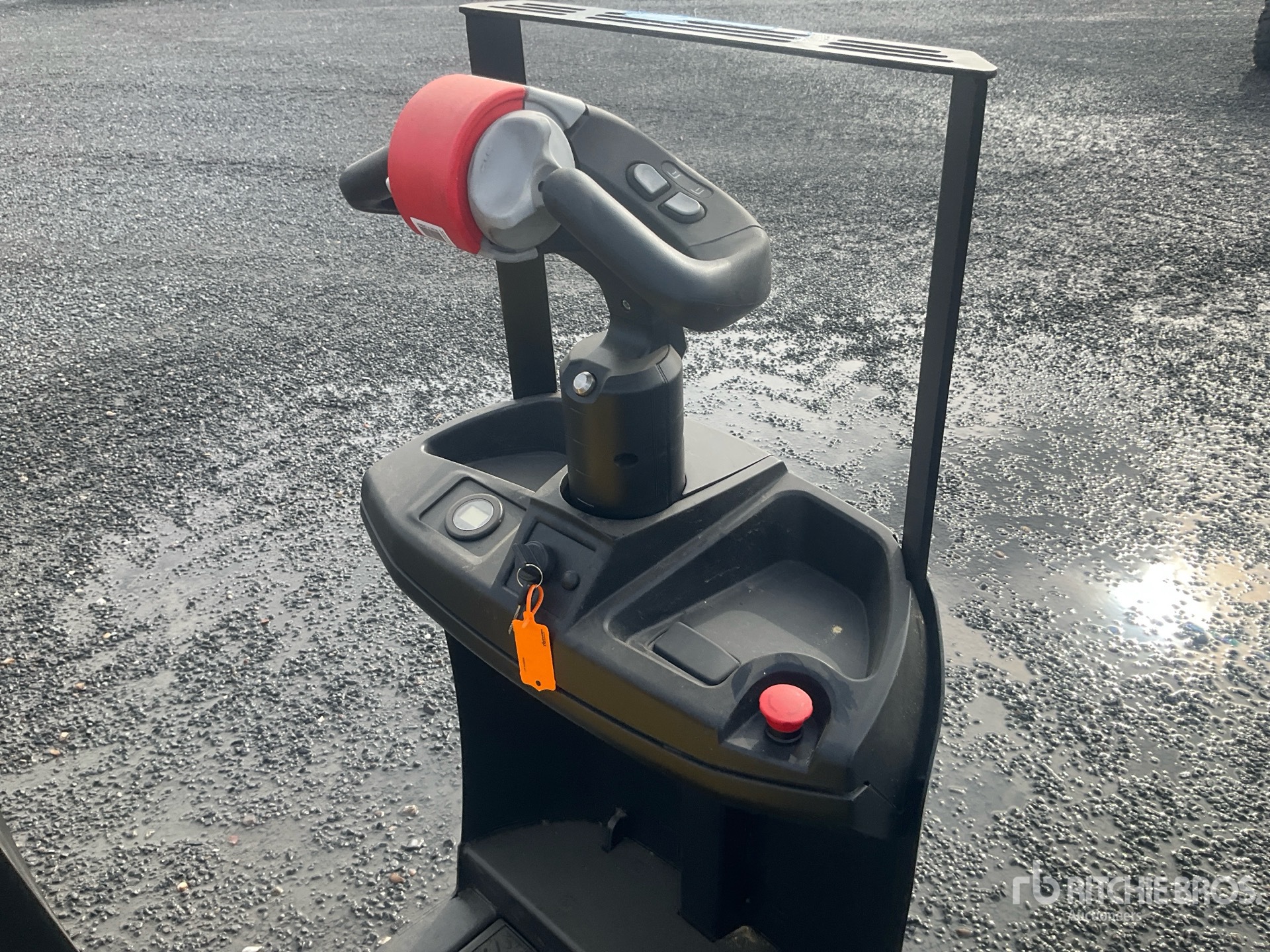 2023 Hyster L02.0P
