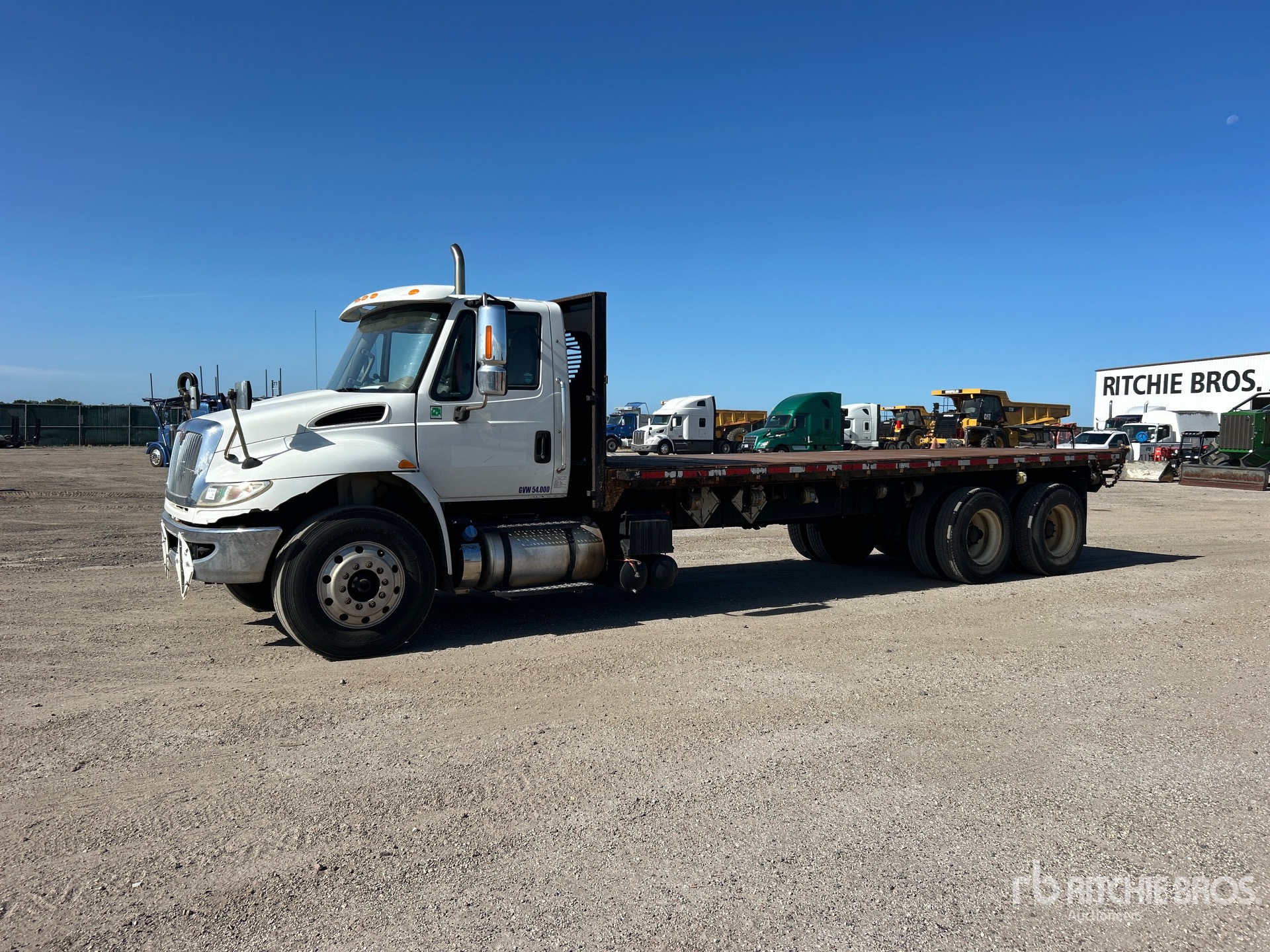 2017 International 4400 SBA