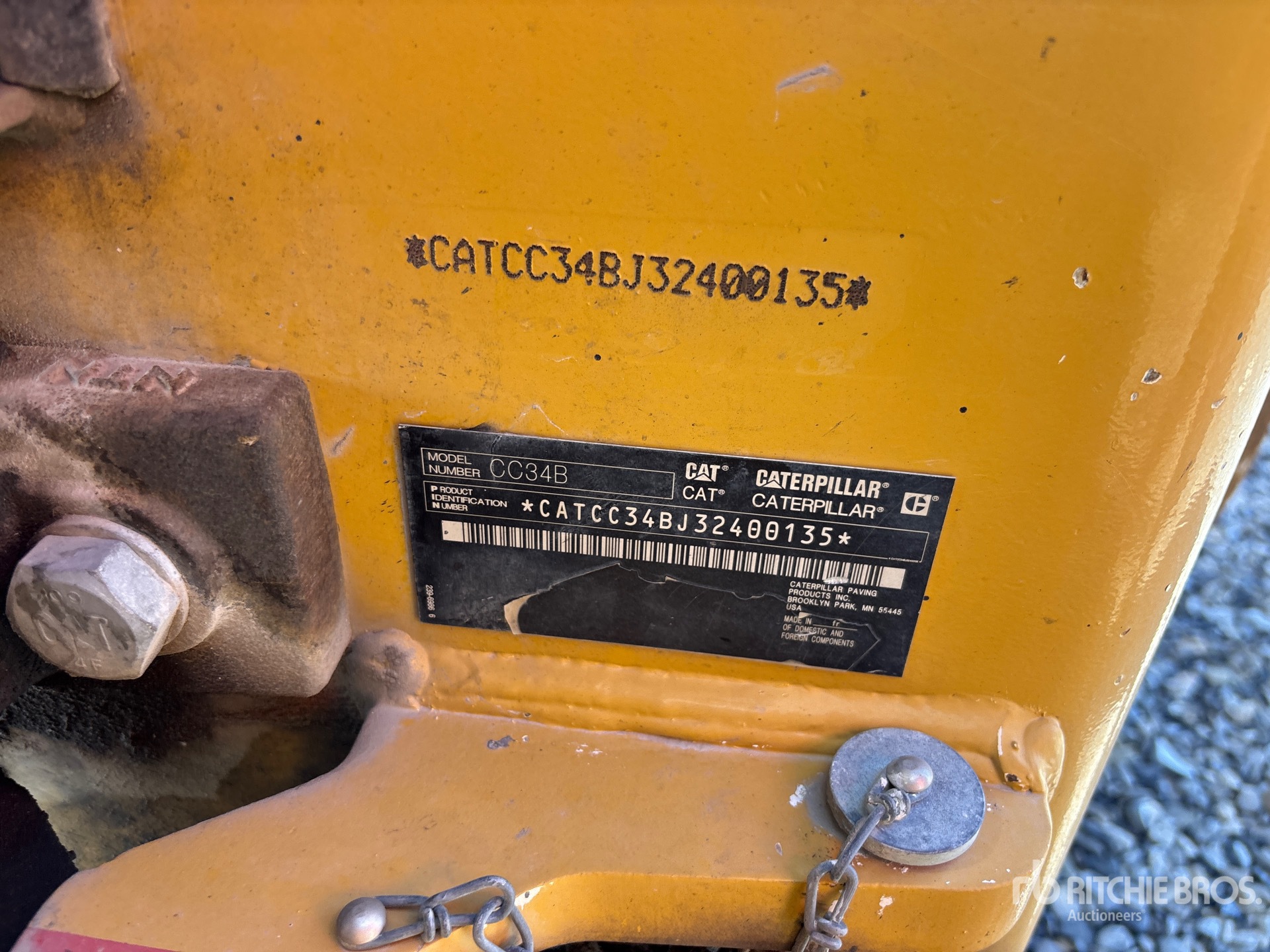2015 Caterpillar CC34B