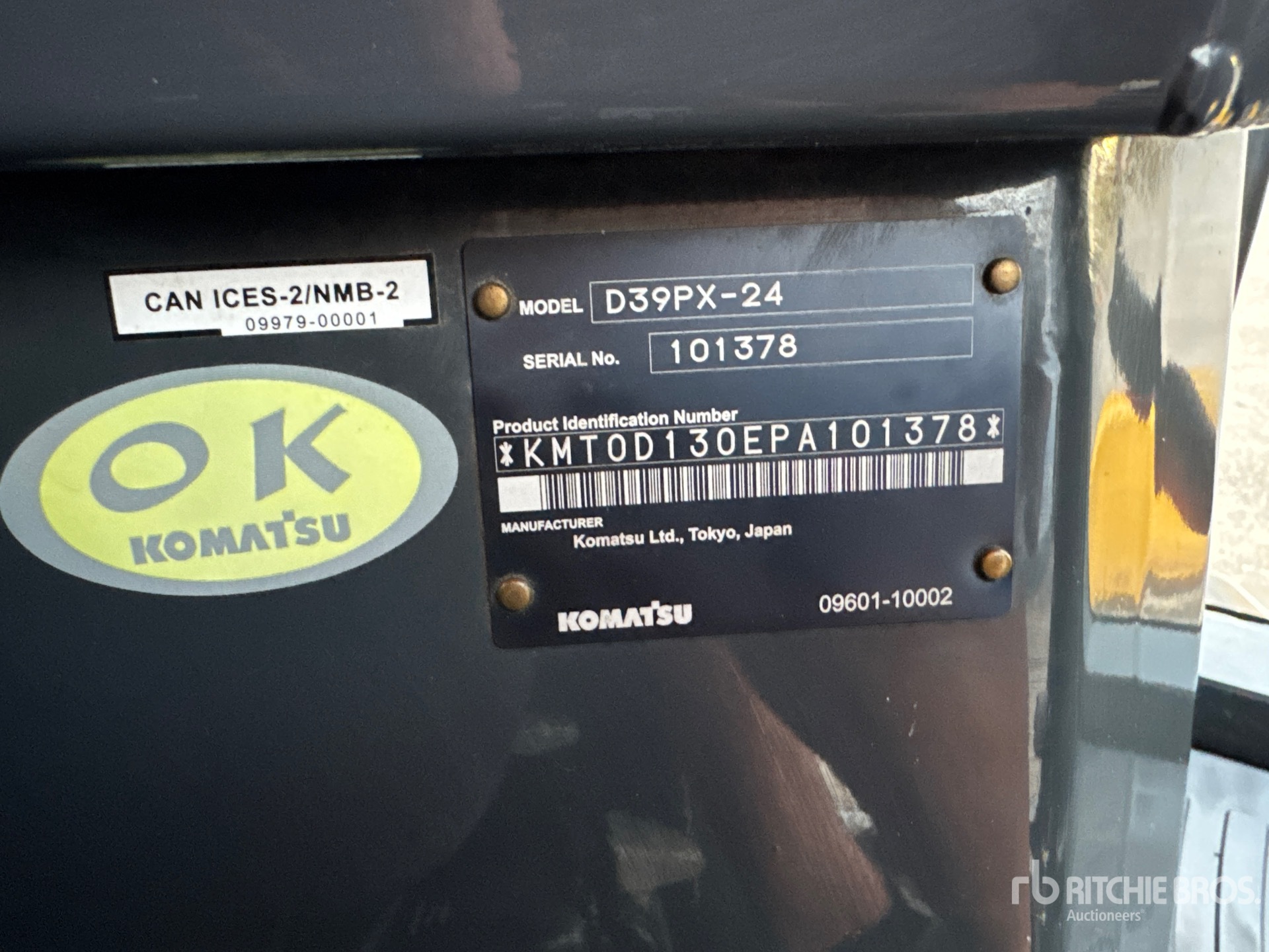 2023 Komatsu D39PX-24