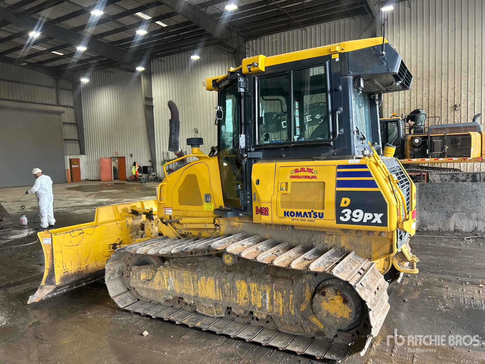 2023 Komatsu D39PX-24