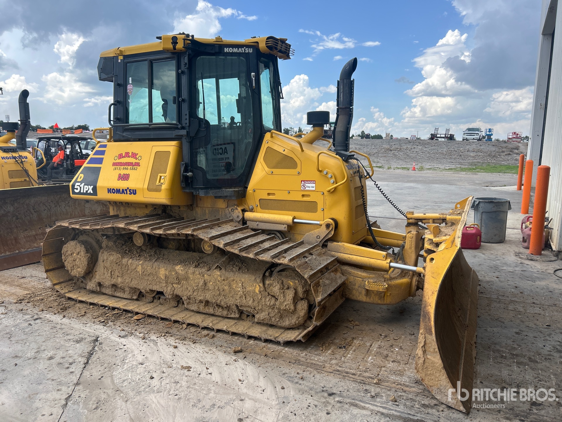 2024 Komatsu D51PX-24