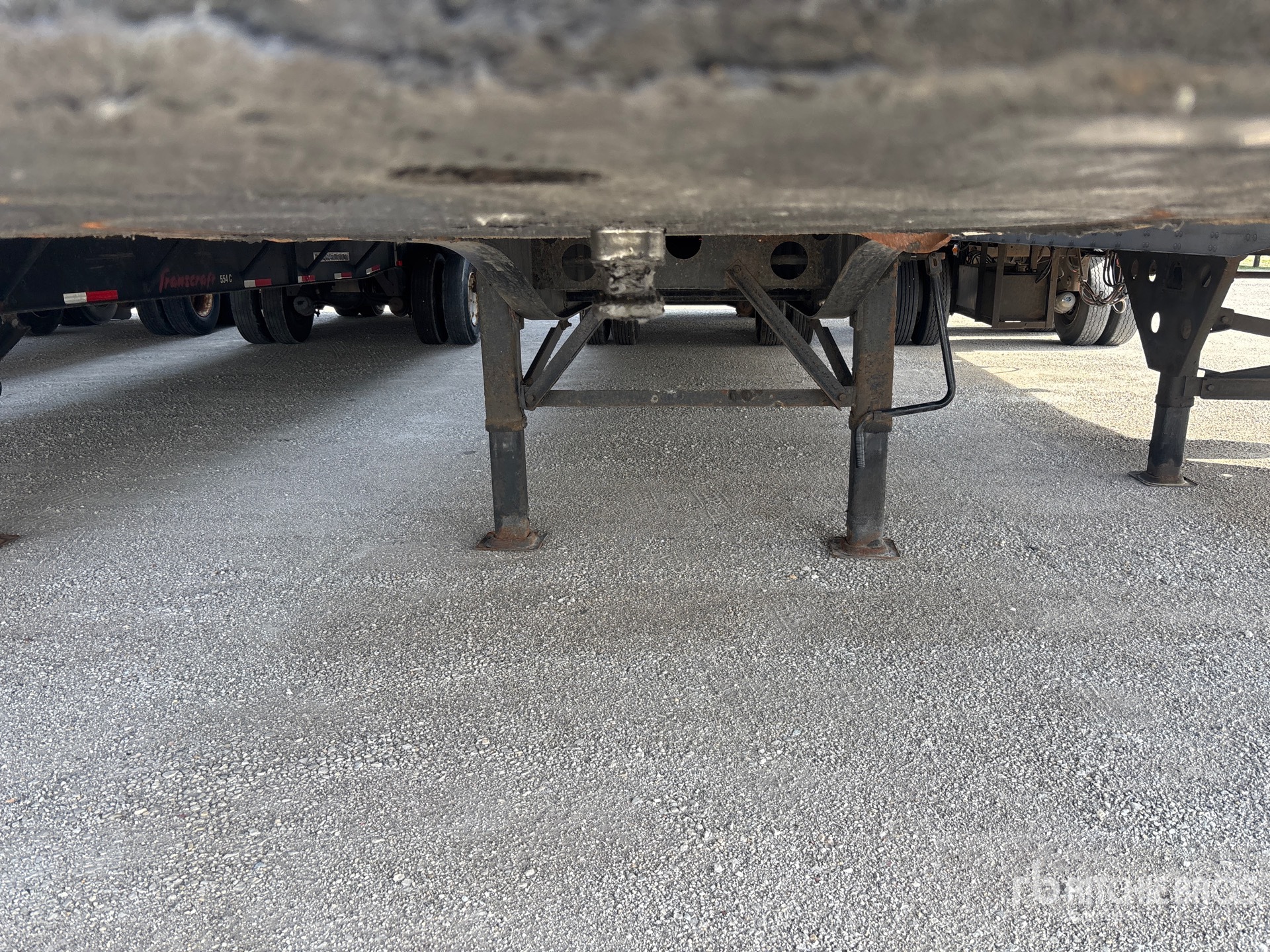 2015 Transcraft 48 ft T/A Spread Axle