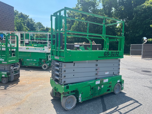 2017 Genie GS-3232 Electric Scissor Lift