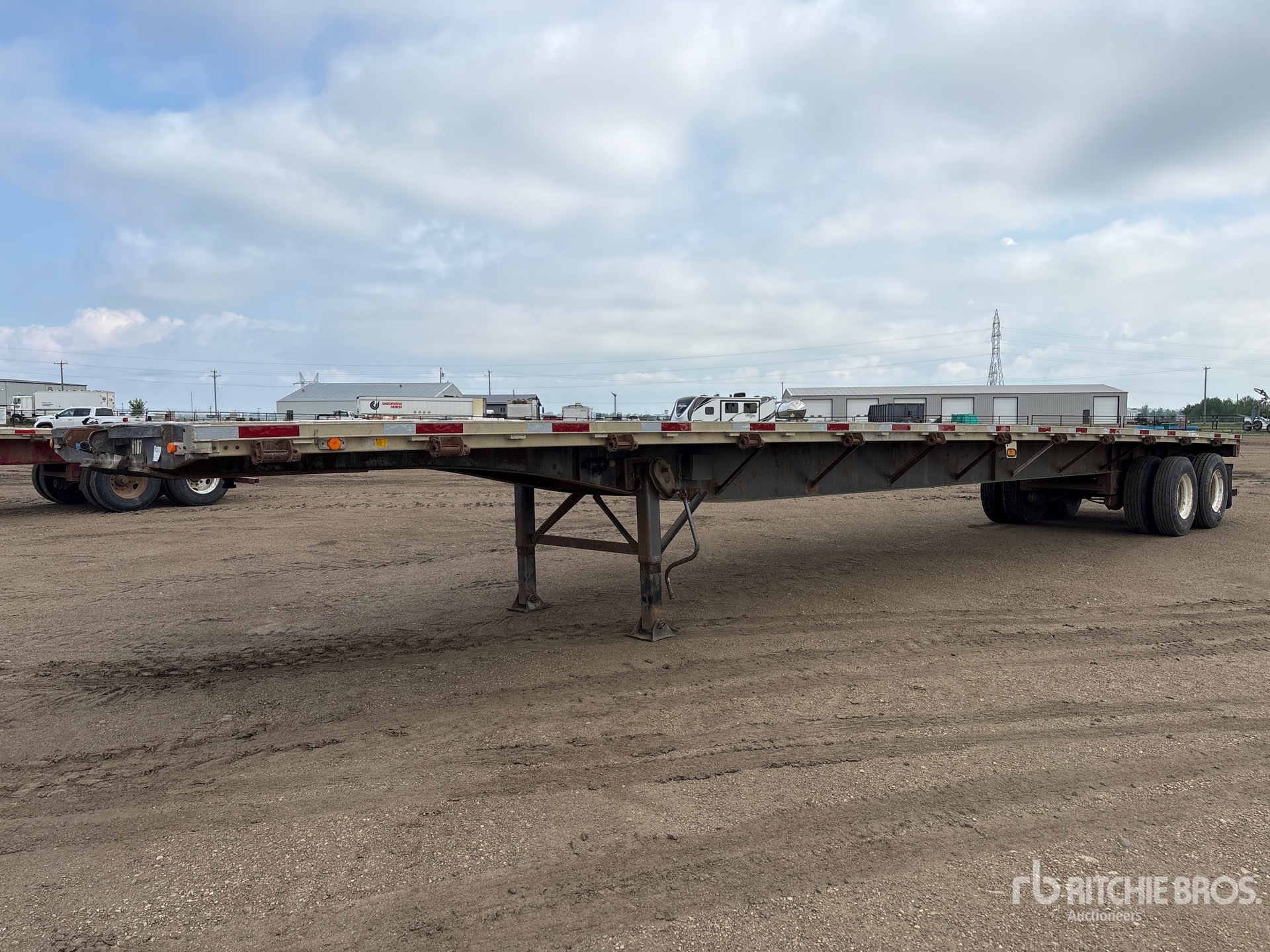Photo of a  Load King  48 ft T/A