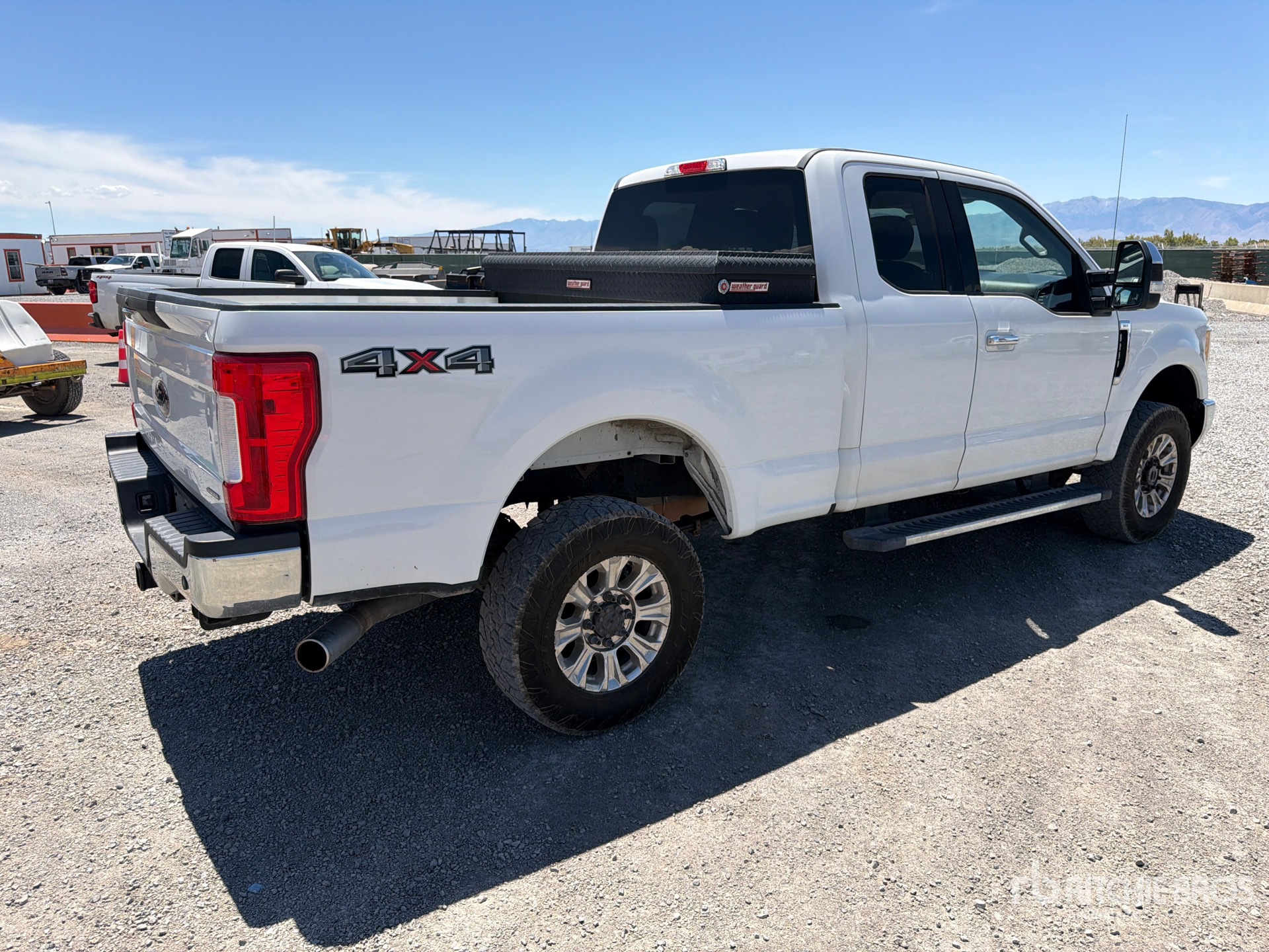 General Appearance with Picture, Right Rear Corner