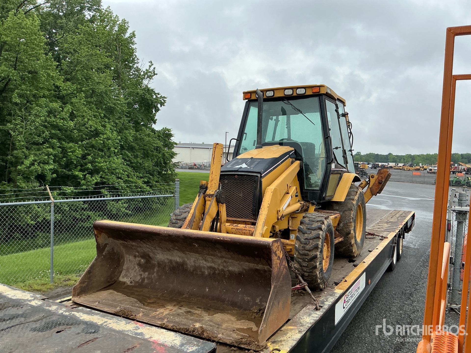 Photo of a 2004 Caterpillar 420D