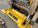 Hydraulics with Bucket Tilt Cylinders
