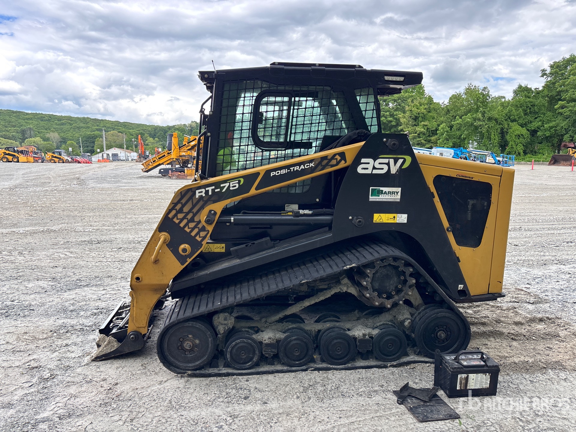 2022 ASV RT75