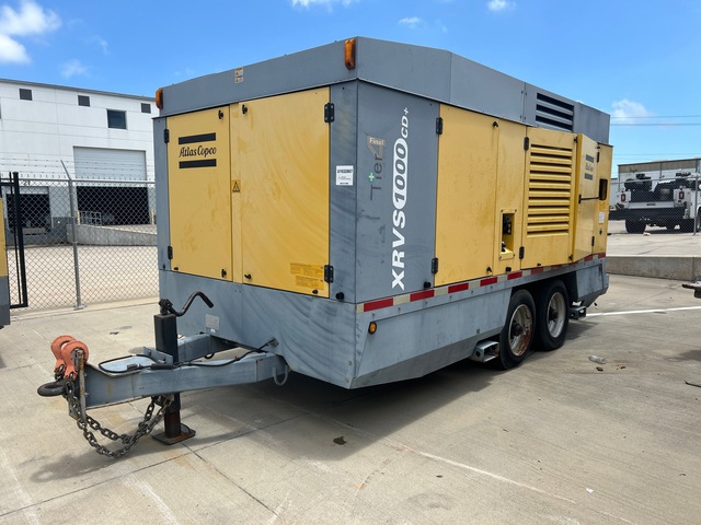 Atlas Copco XRVS 1000 27.6 m3/min Mobile 143 L Air Compressor (Inoperable)