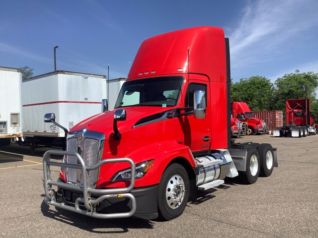 2023 Kenworth T680 6x4 T/A Day Cab Truck Tractor