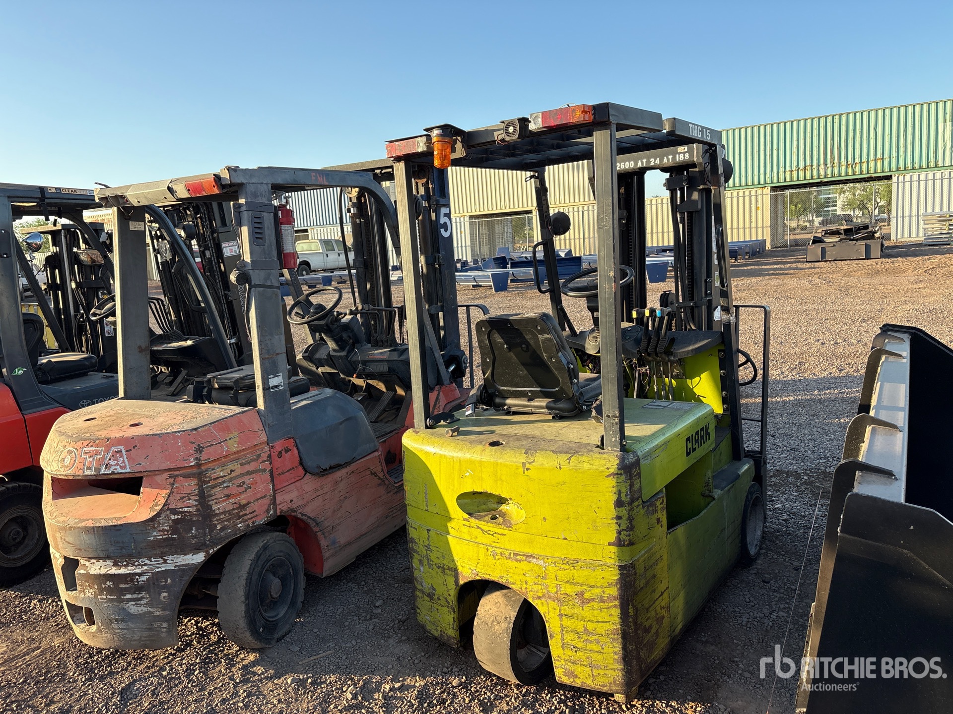 General Appearance with Picture, Right Rear Corner