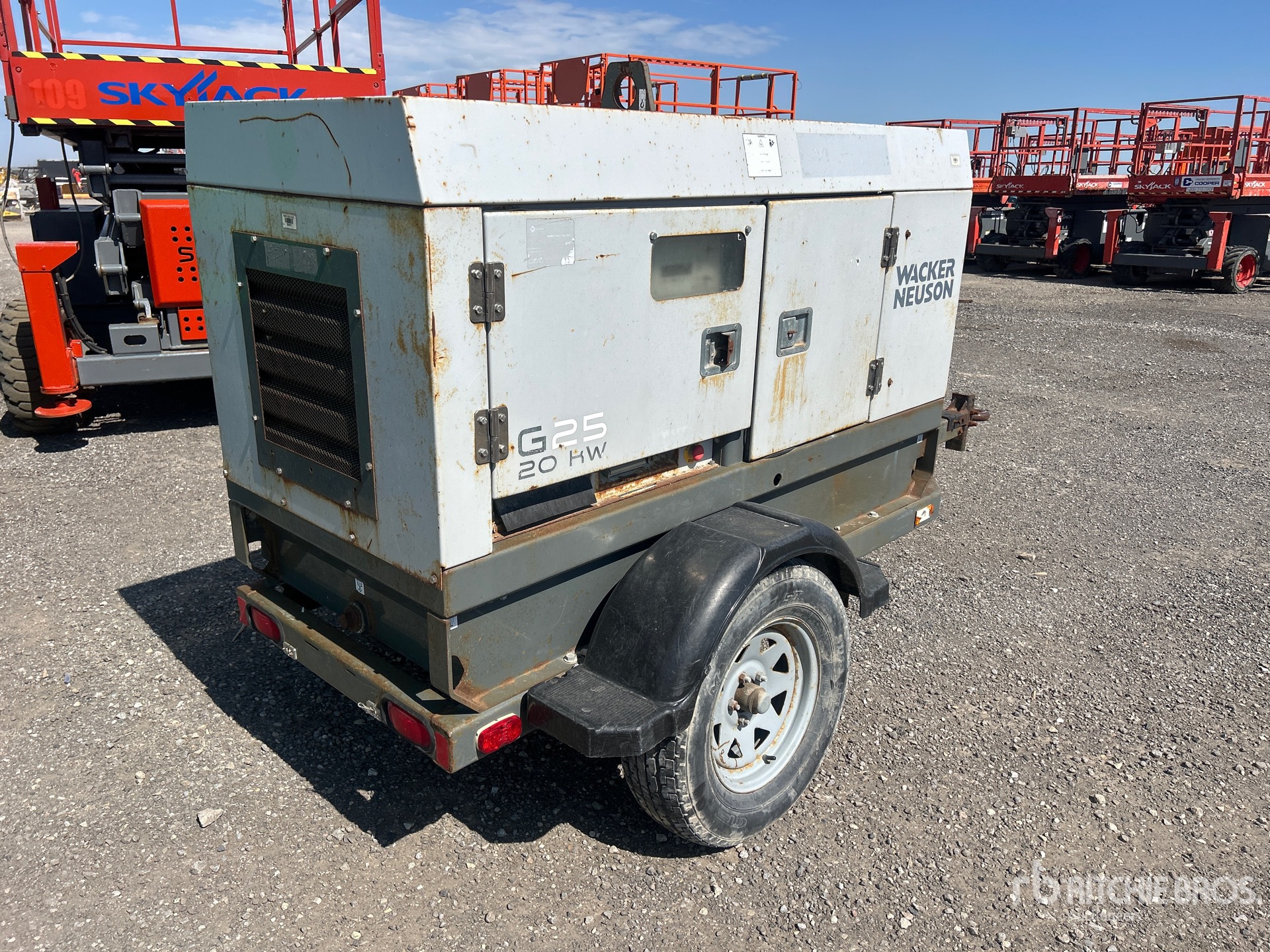 General Appearance with Picture, Right Rear Corner