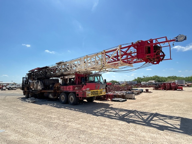 Service King 675 on 2017 Service King 675 12x6 Work Over Rig (Inoperable)